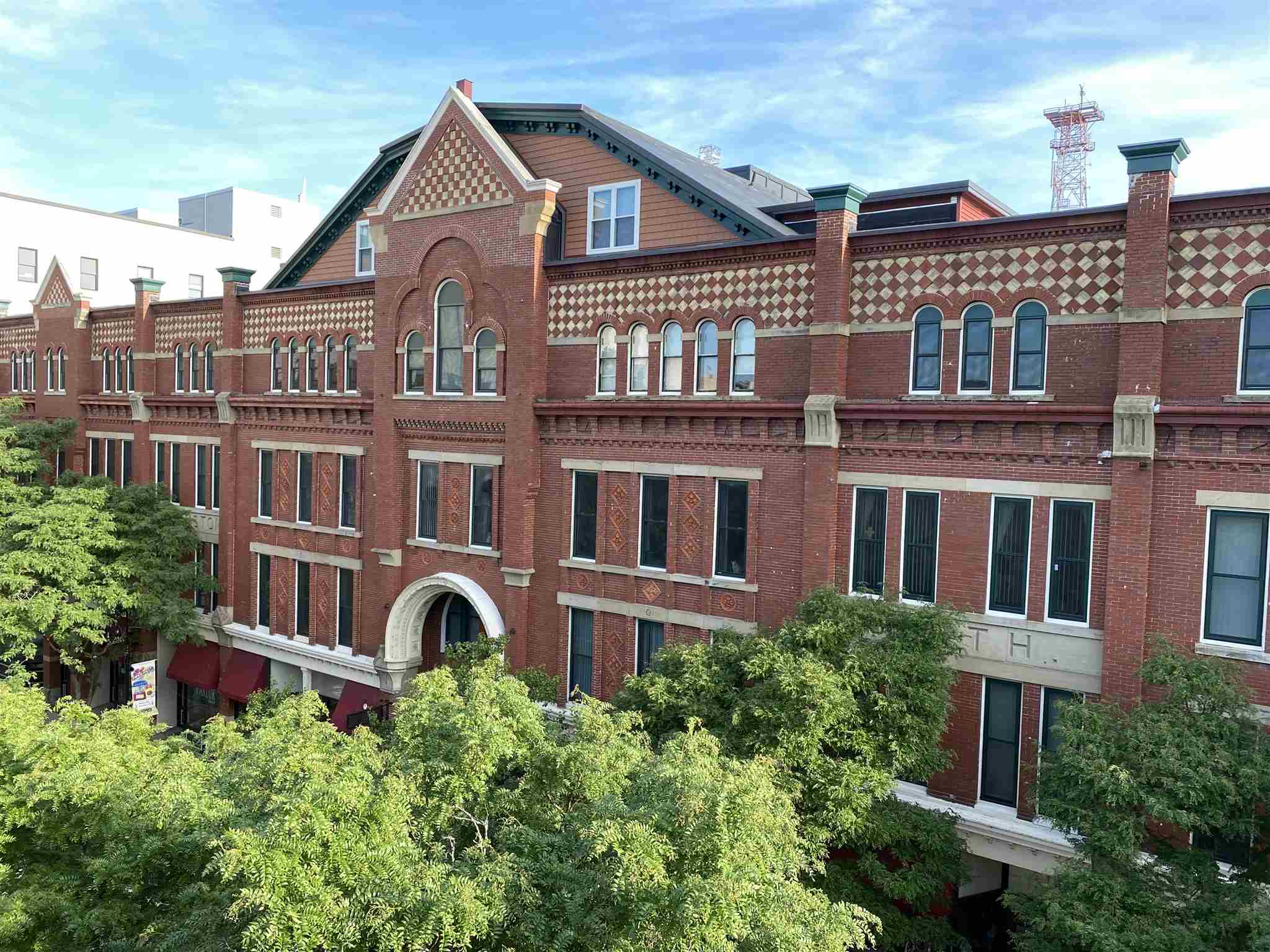 30 Hanover Street Property Photo 1