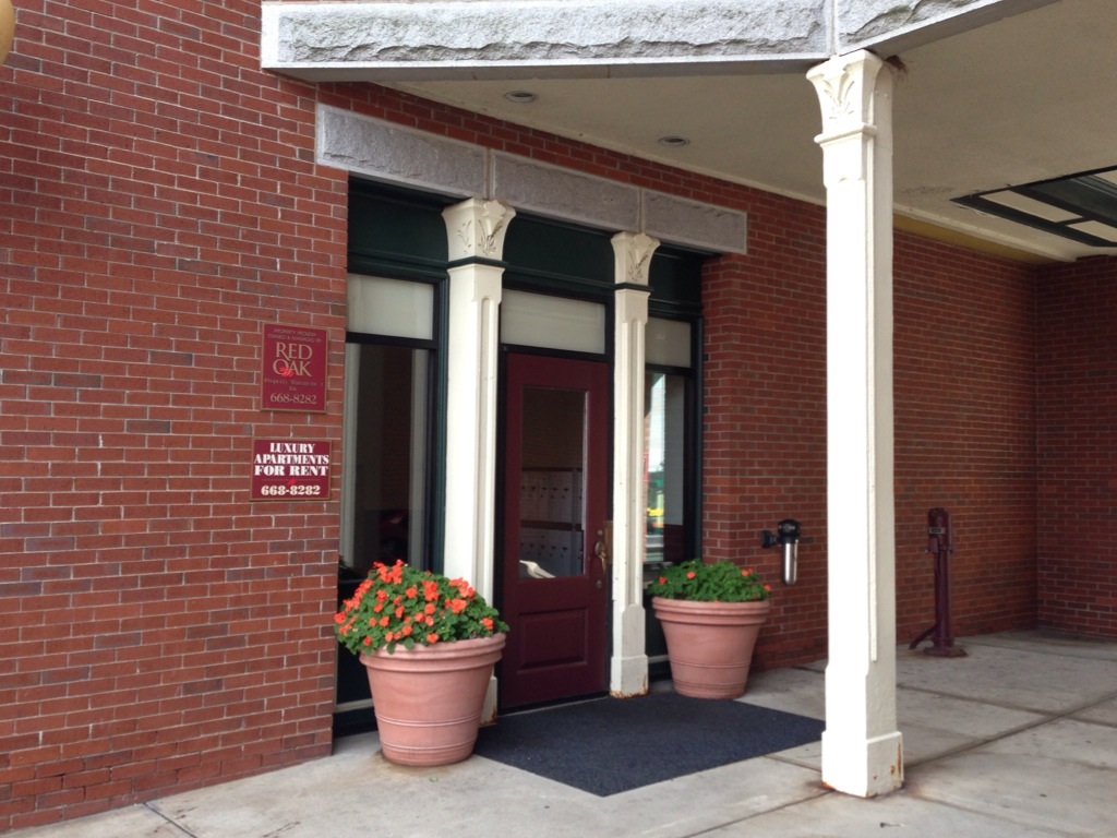 30 Hanover Street Property Photo 3