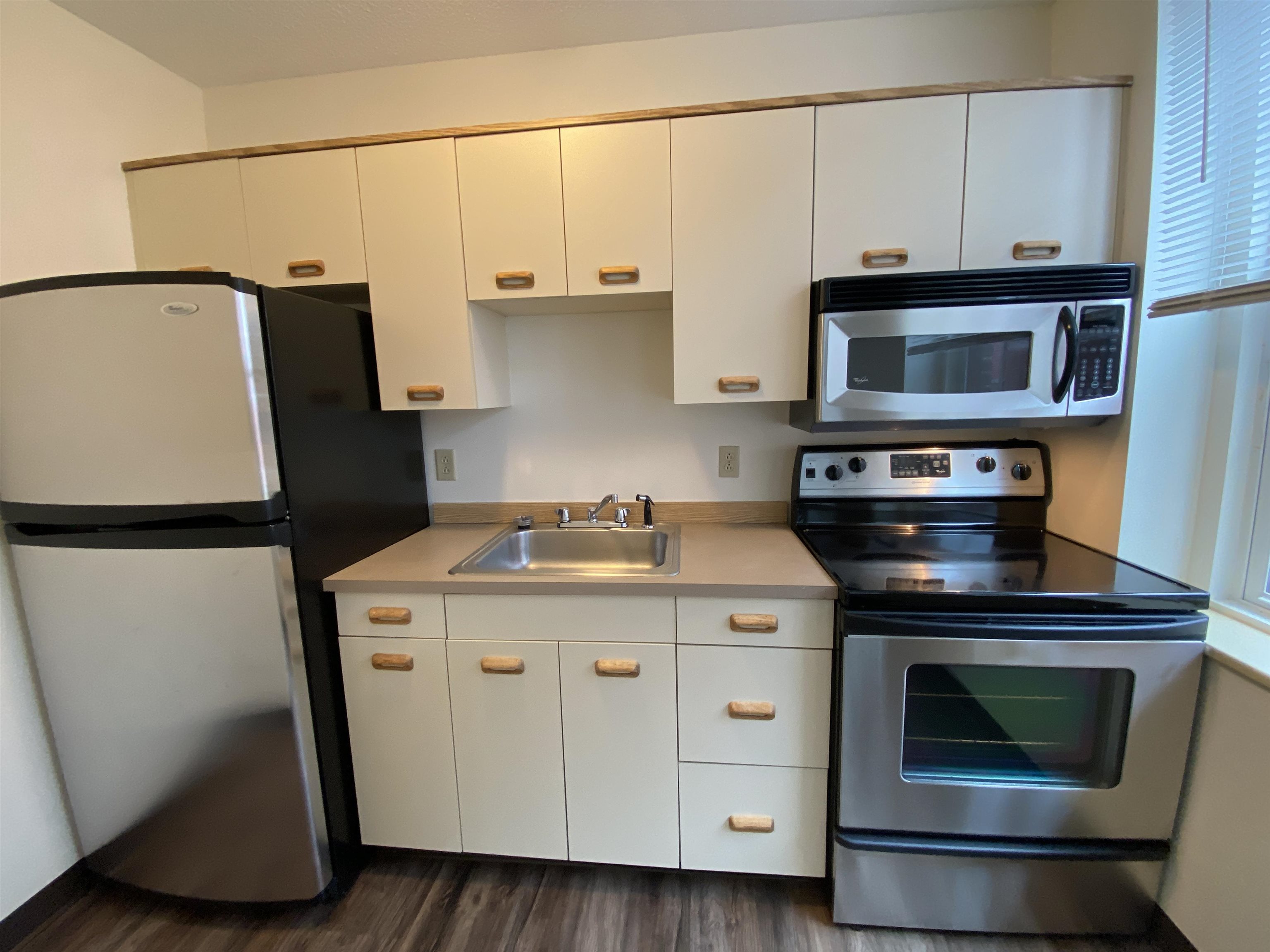 30 Hanover Street Property Photo 7