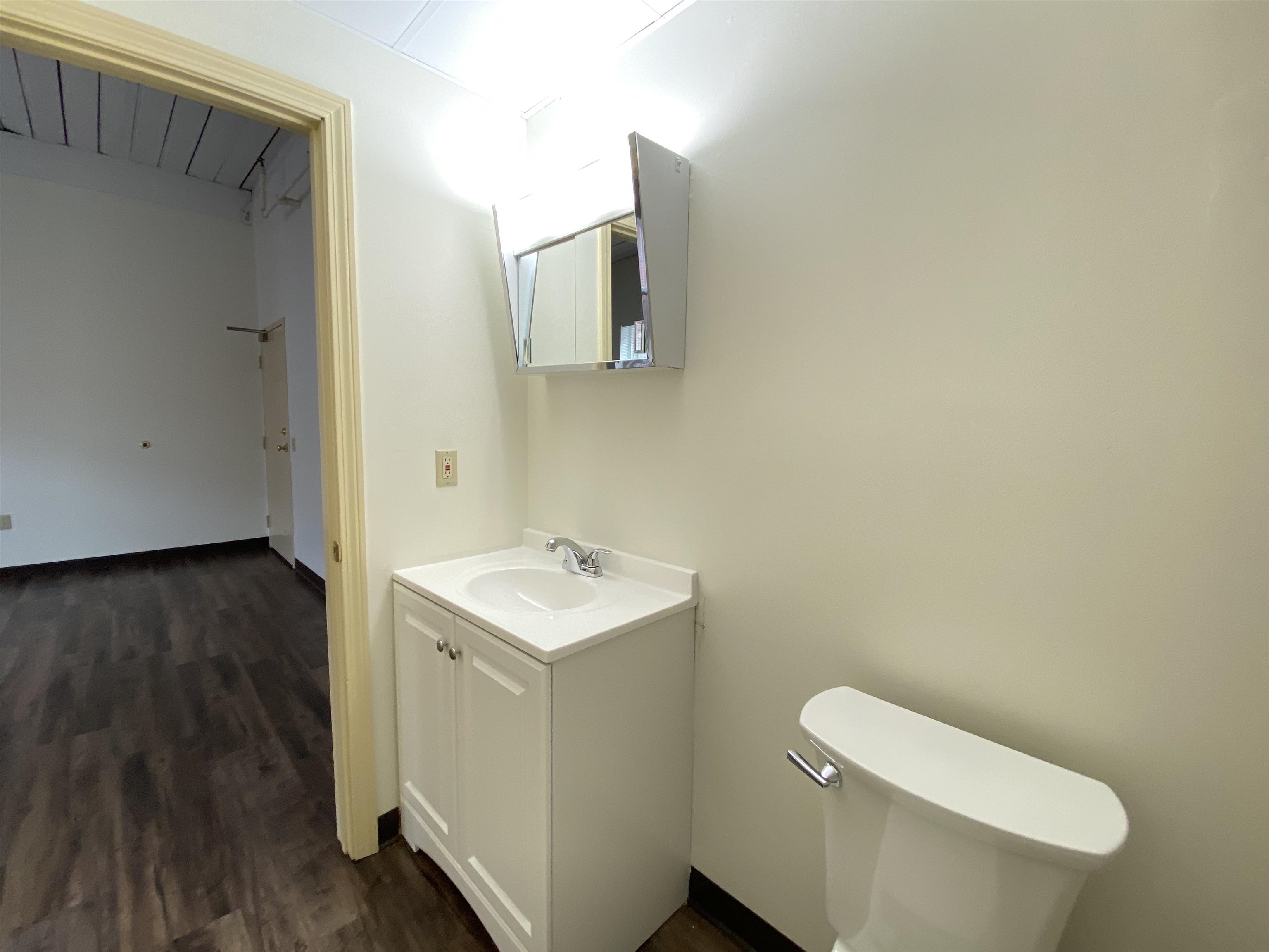30 Hanover Street Property Photo 20