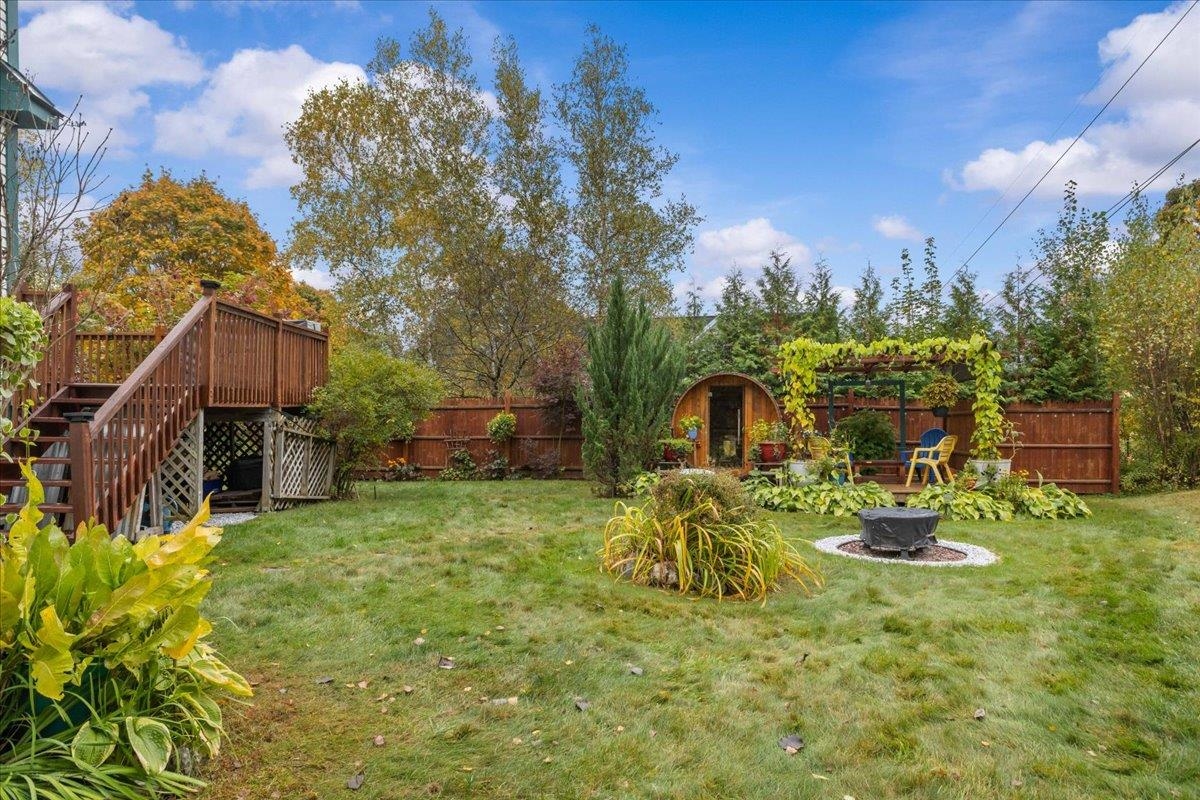 4 Meadow Crest Lane Property Photo 8