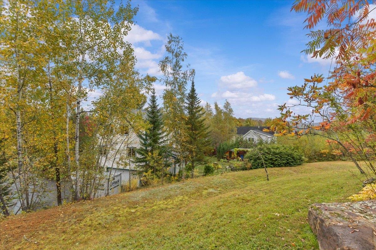 4 Meadow Crest Lane Property Photo 12