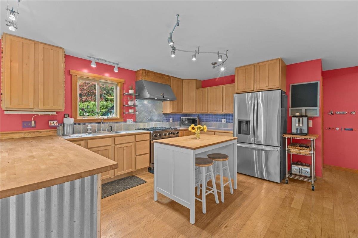 4 Meadow Crest Lane Property Photo 28