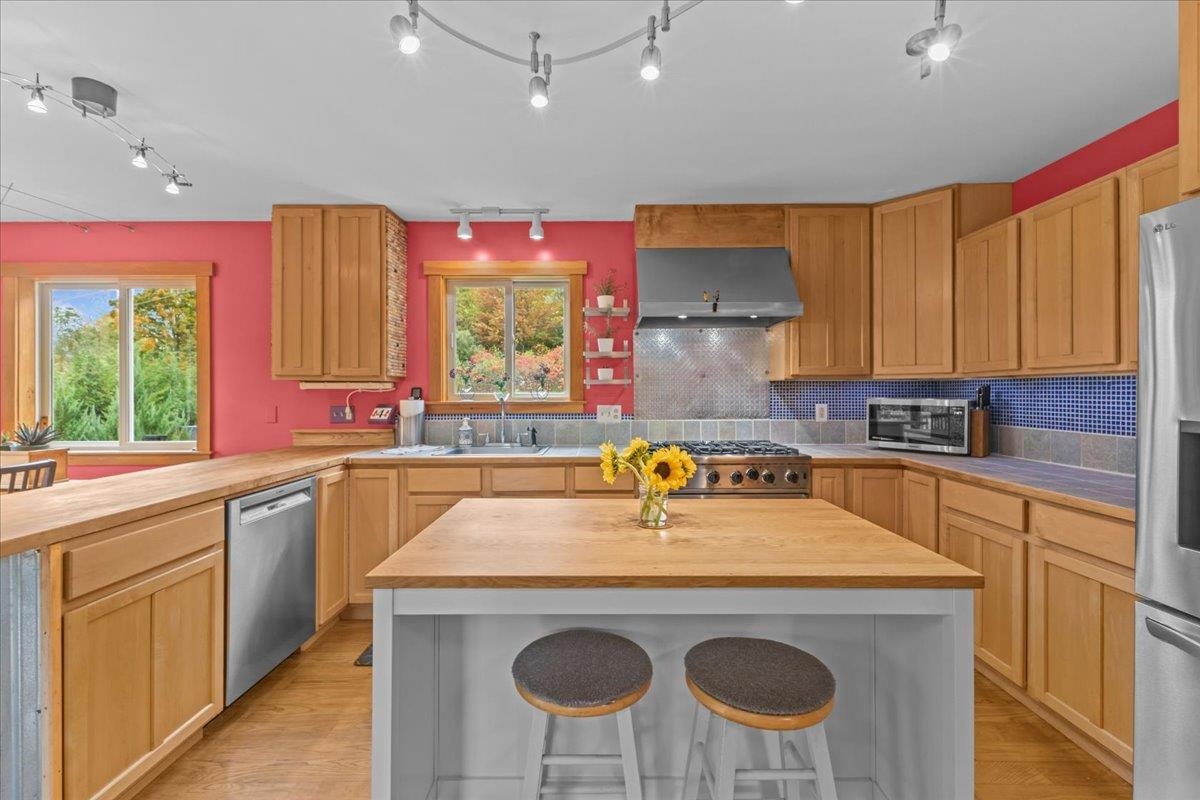 4 Meadow Crest Lane Property Photo 29