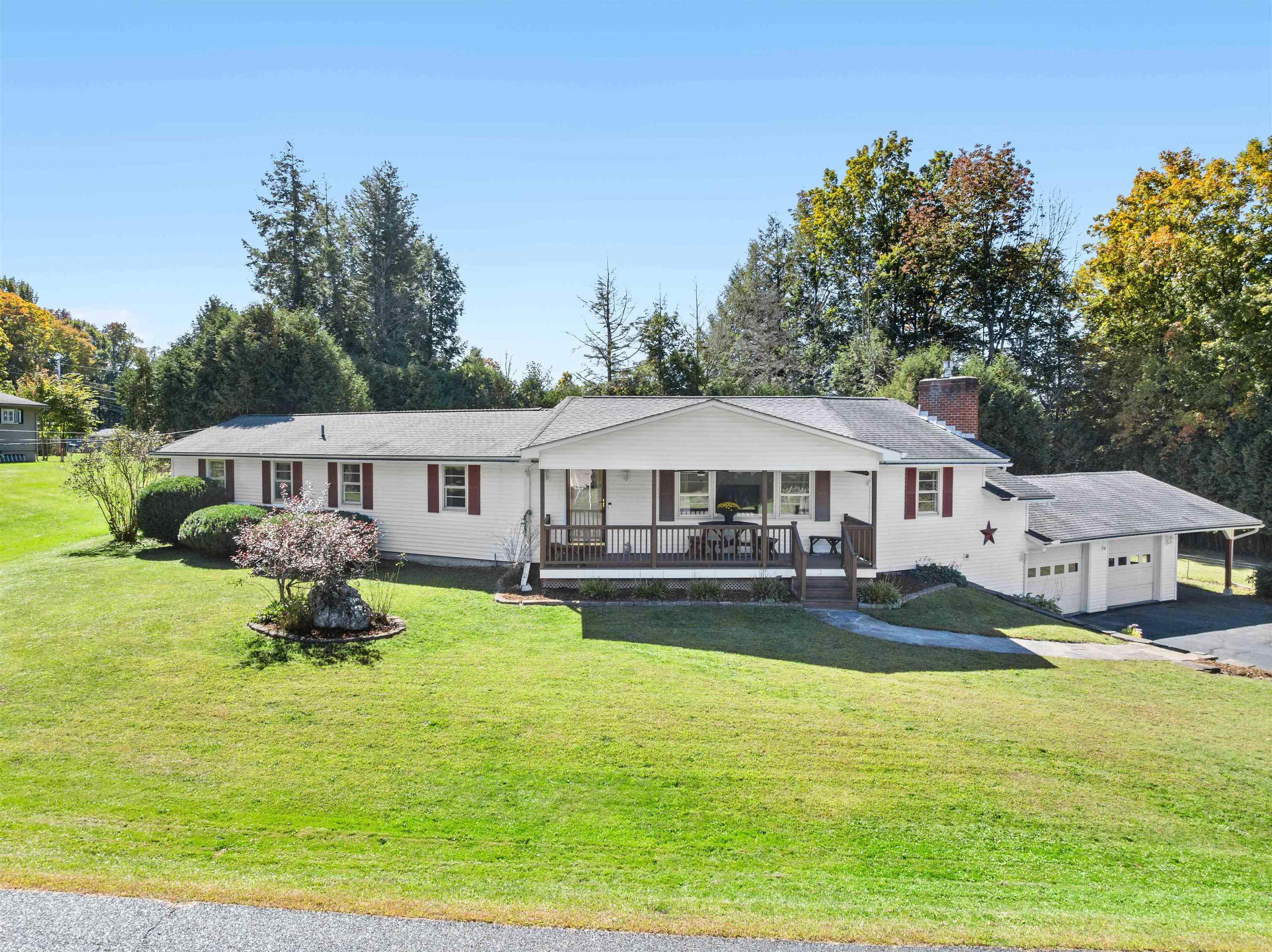 15 Oak Drive Property Photo 1