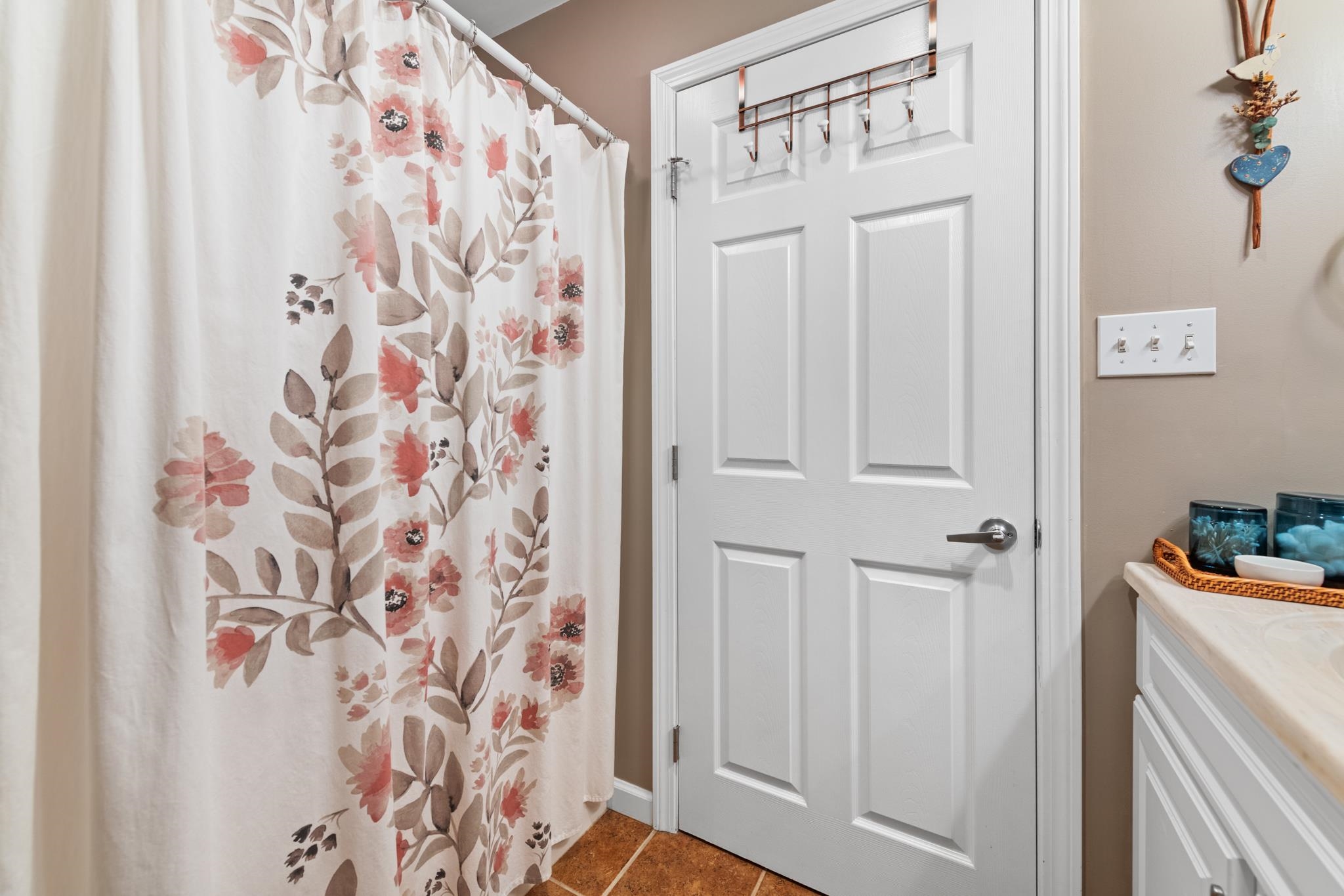 66 Tobey Road Property Photo 33
