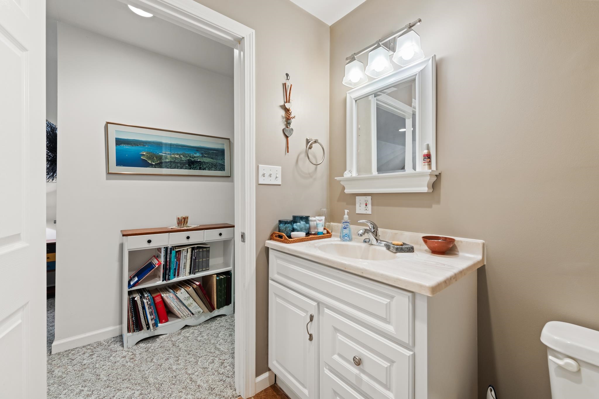 66 Tobey Road Property Photo 34