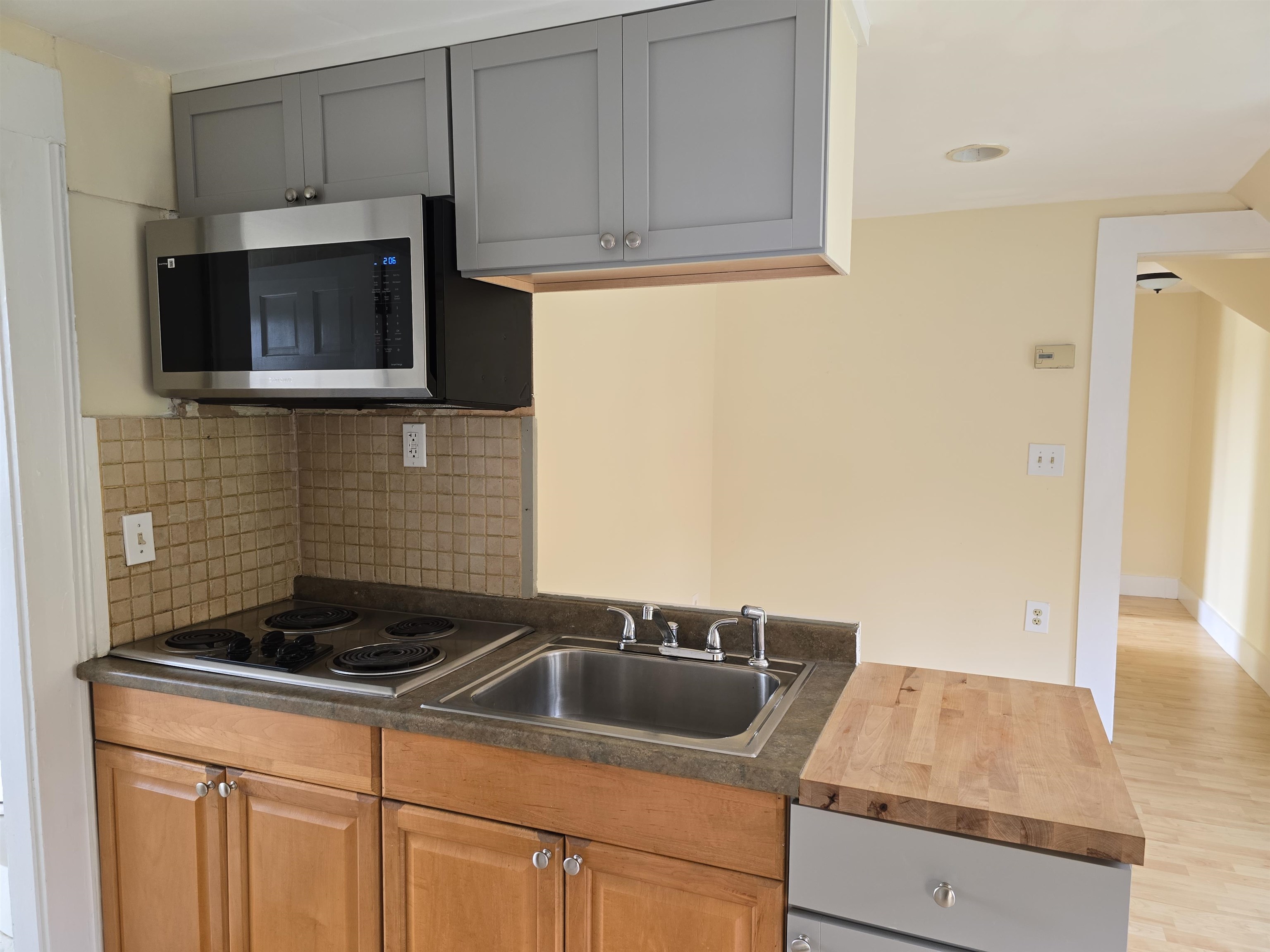 165 South Main Street Property Photo 6