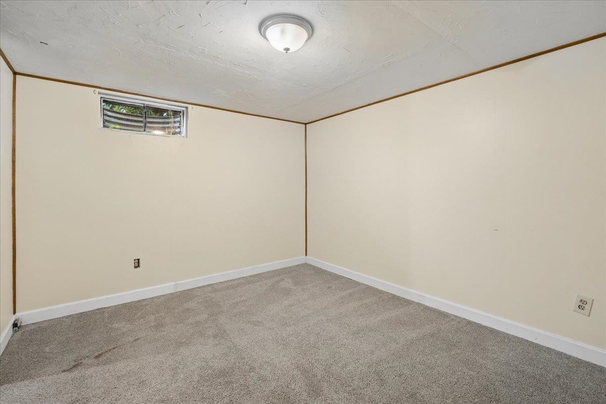 5 Oliver Drive Property Photo 14