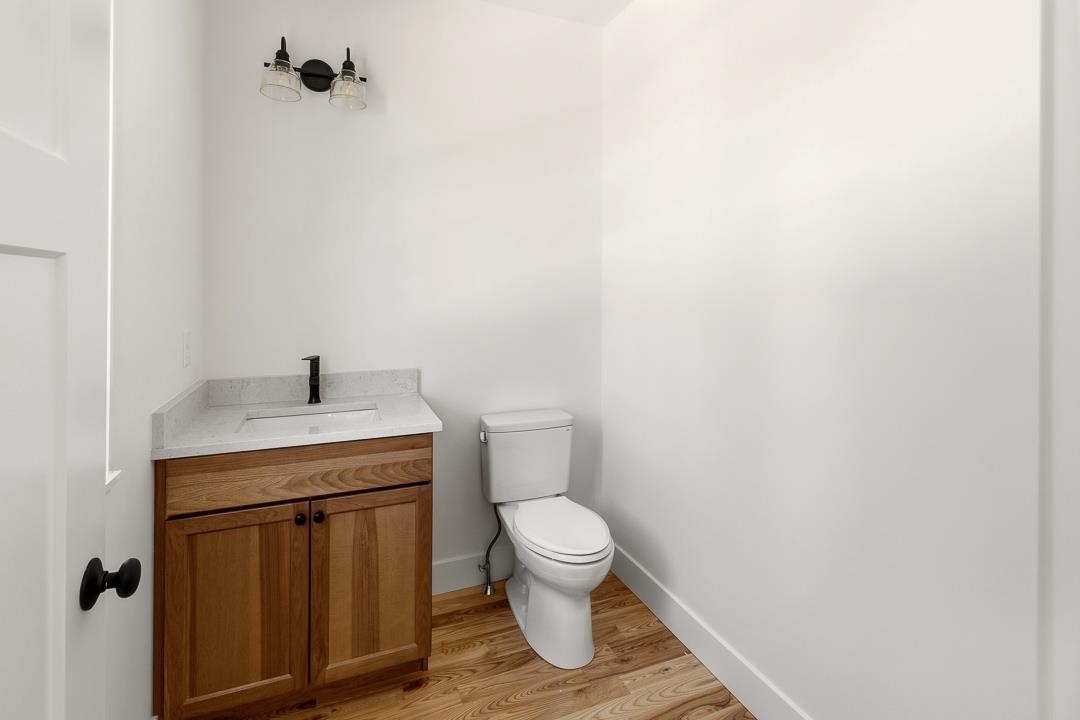 23 Eden Lane Property Photo 12