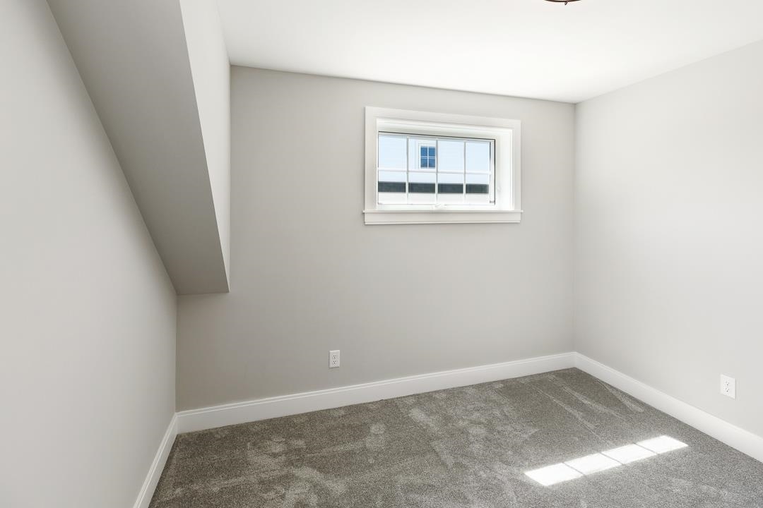 23 Eden Lane Property Photo 19