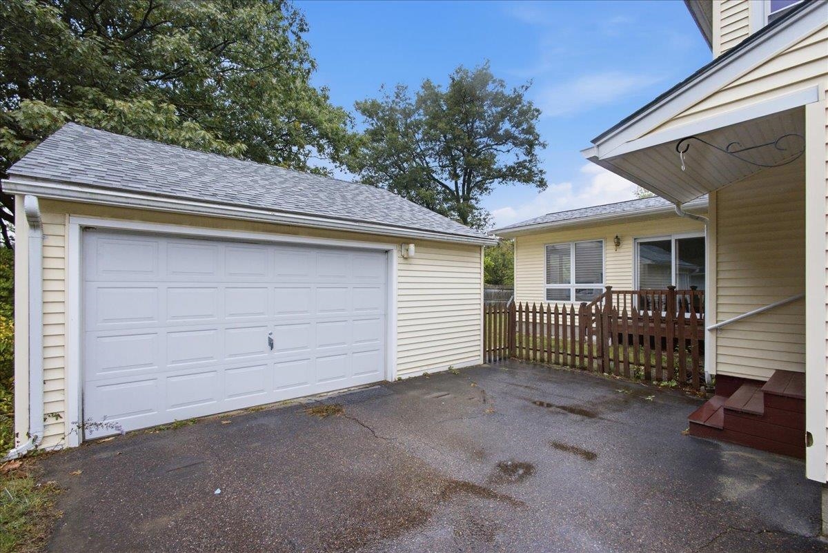 26 Pennington Drive Property Photo 51