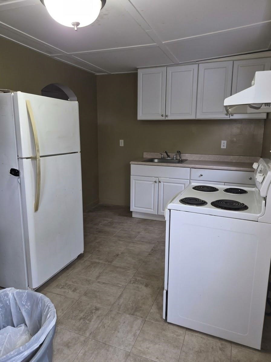 9 Winter Street Property Photo 2