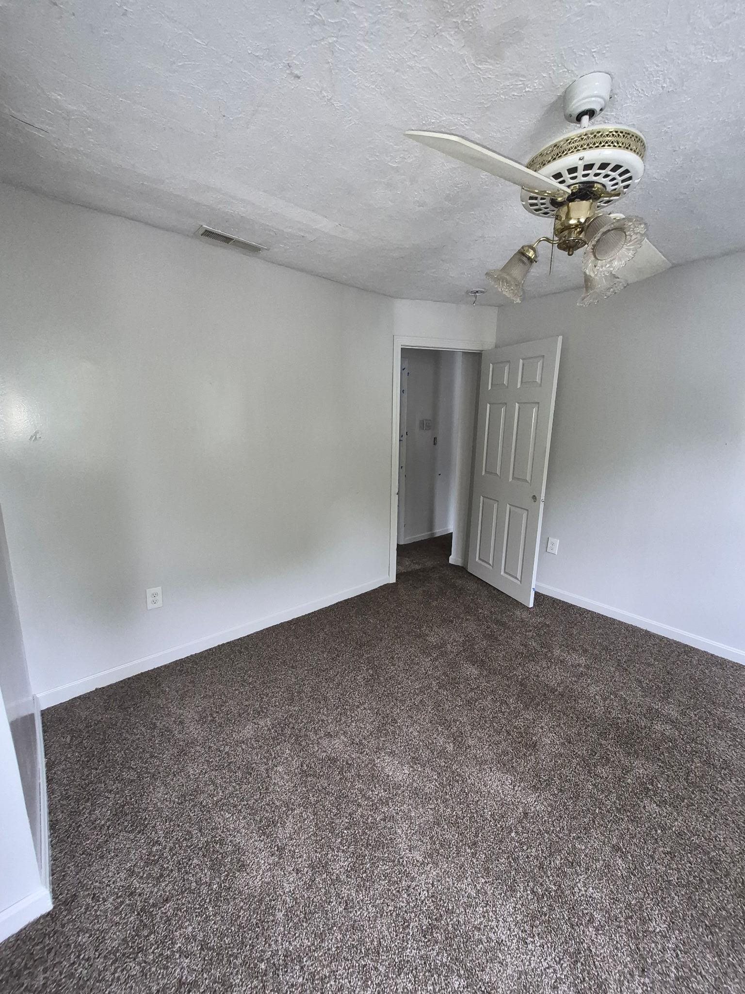 9 Winter Street Property Photo 8