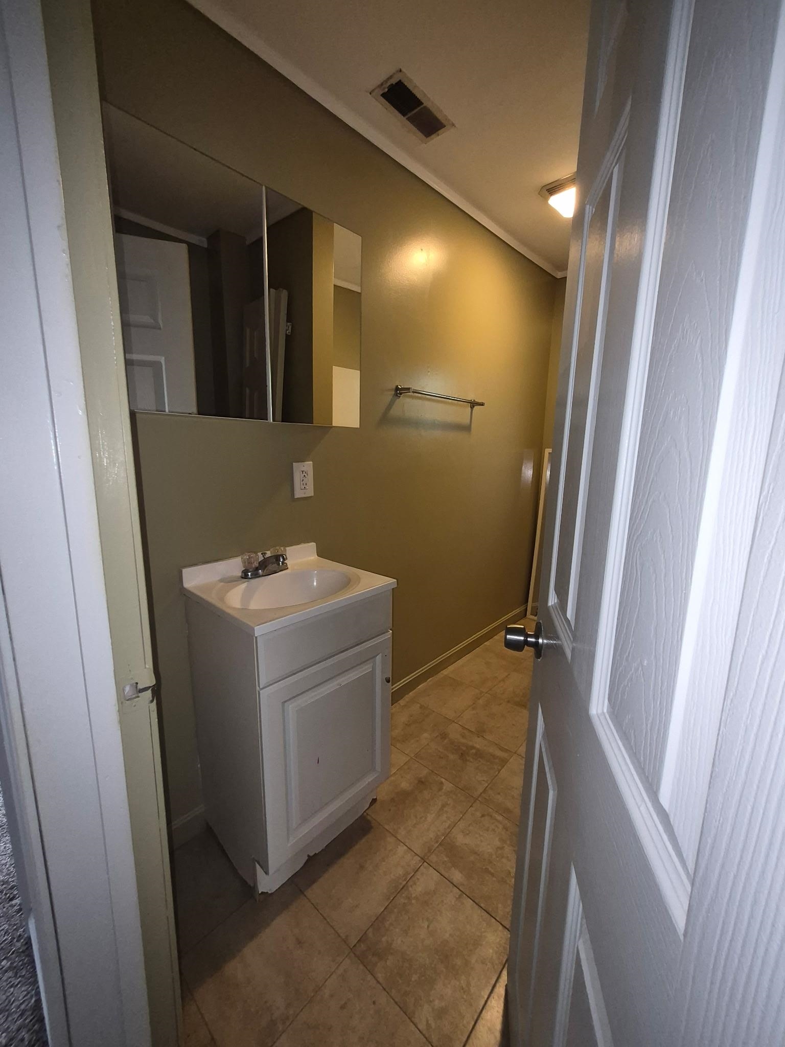 9 Winter Street Property Photo 15