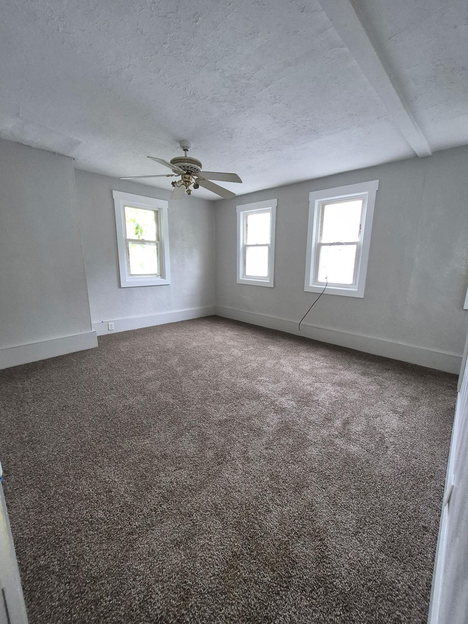 9 Winter Street Property Photo 17