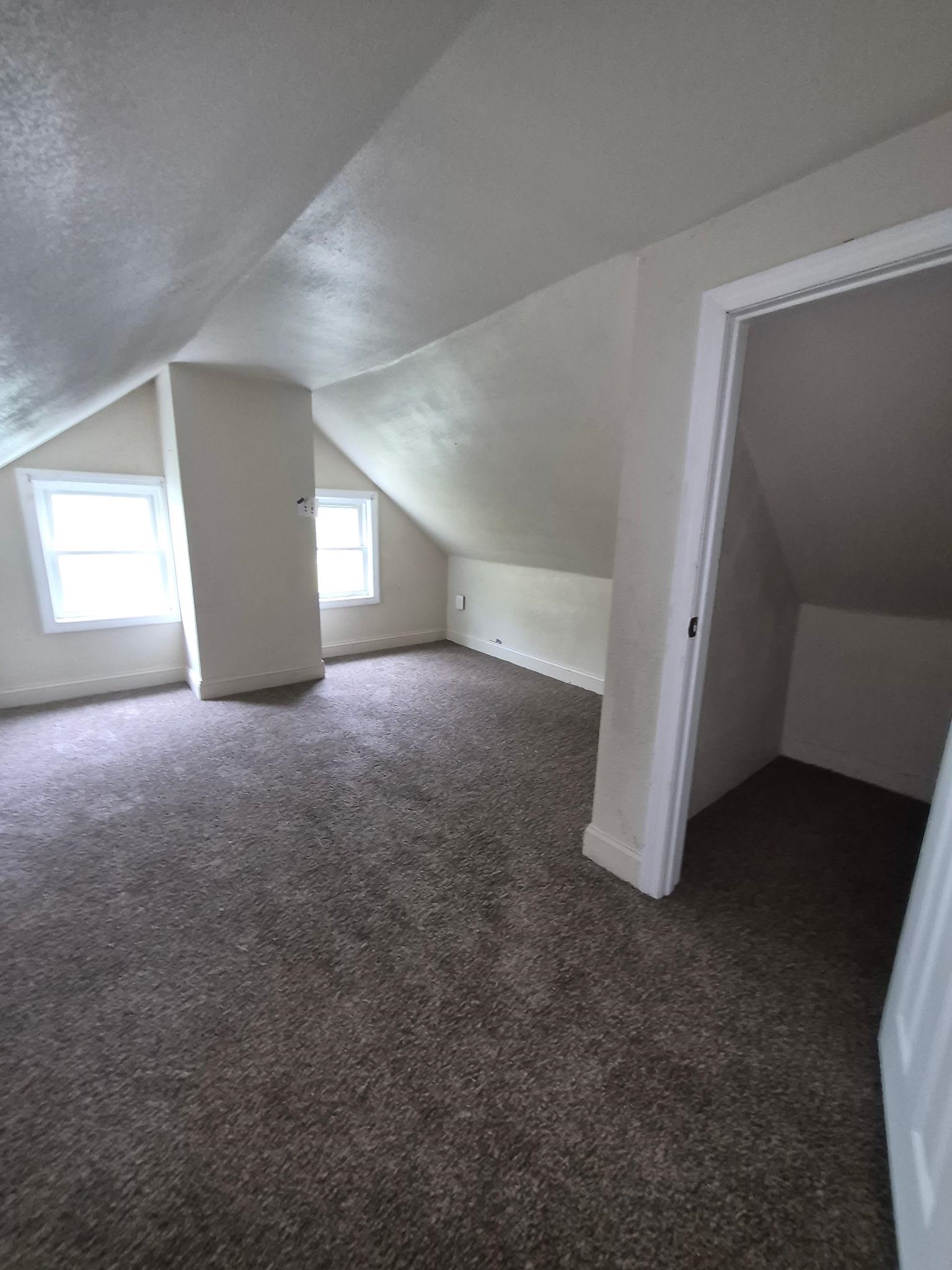 9 Winter Street Property Photo 20