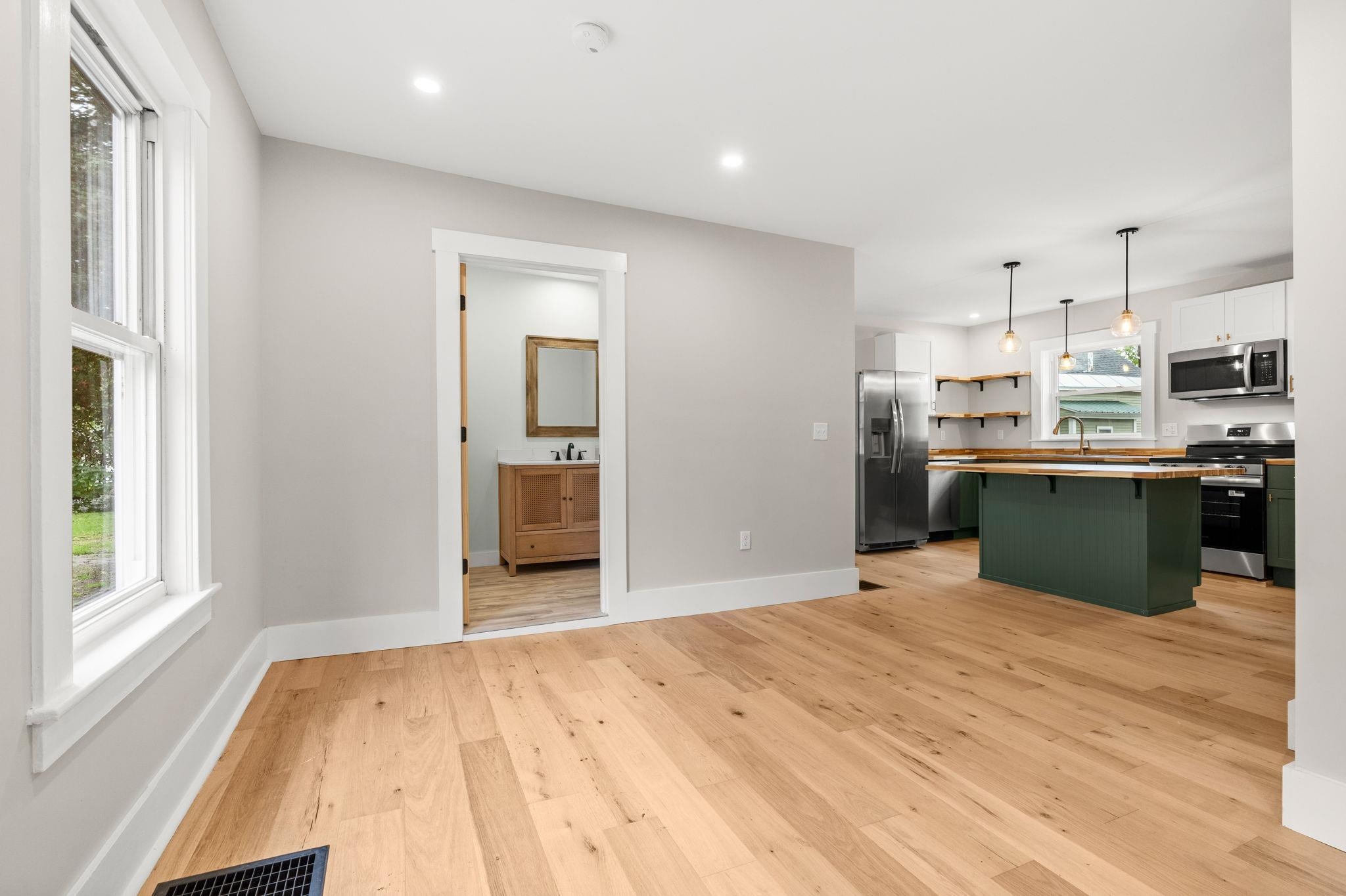 32 Harrison Street Property Photo 5