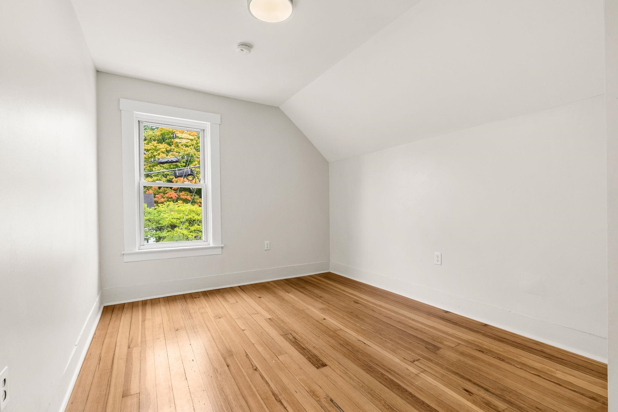 32 Harrison Street Property Photo 11