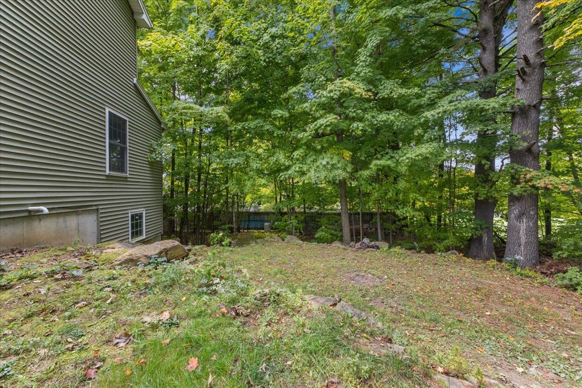 42 Aurora Lane Property Photo 3