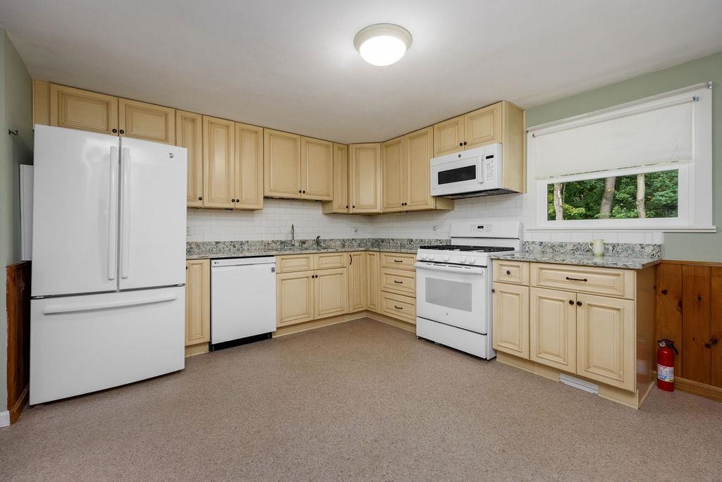 55 Birchwood Drive Property Photo 3