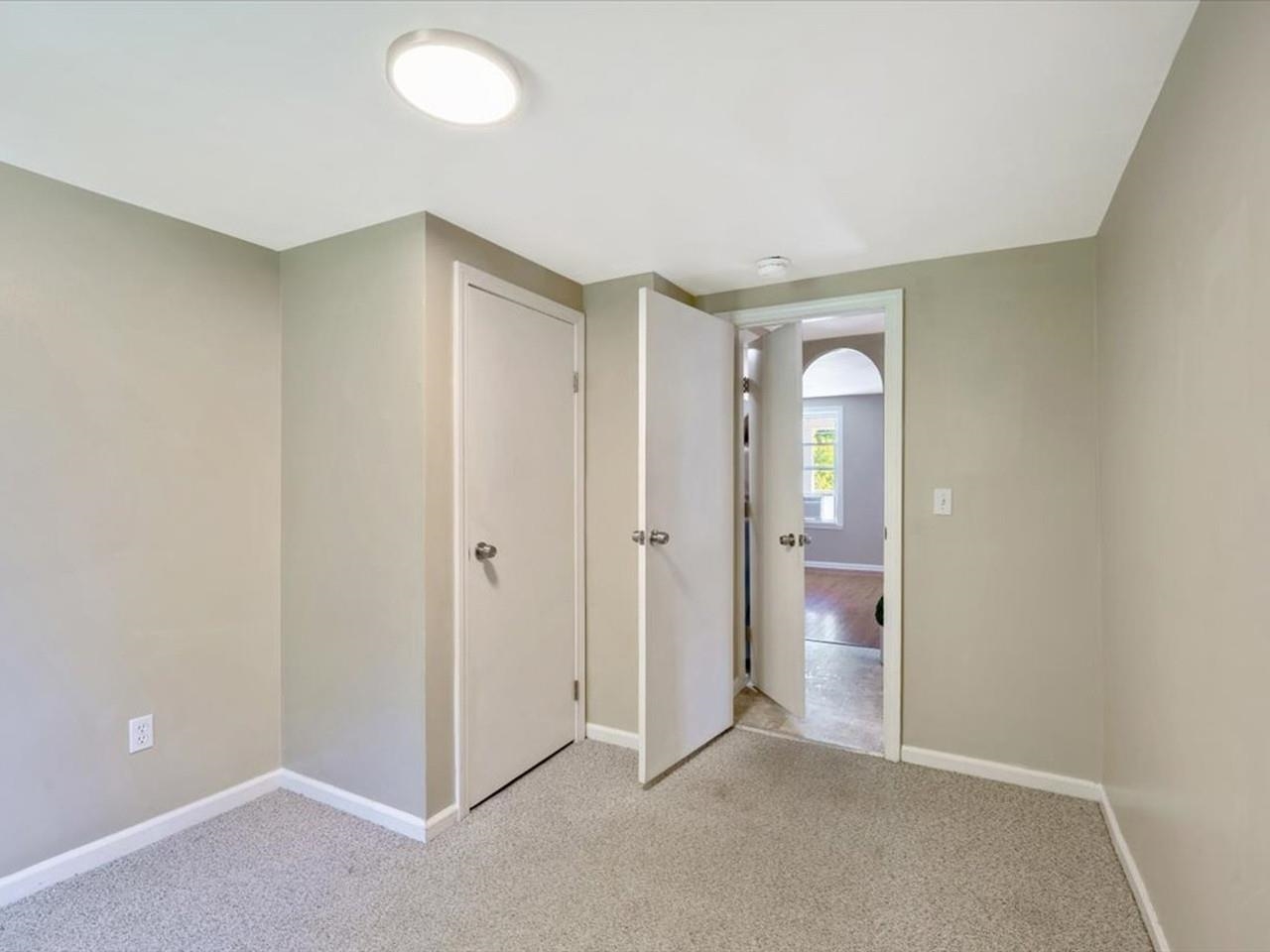 92 West Street Property Photo 22