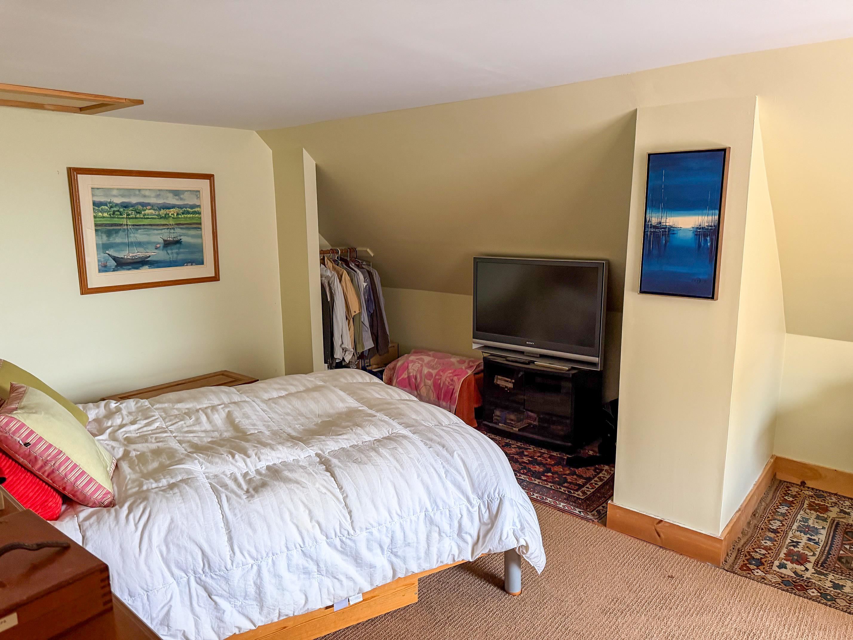 23 Calais Road Property Photo 35