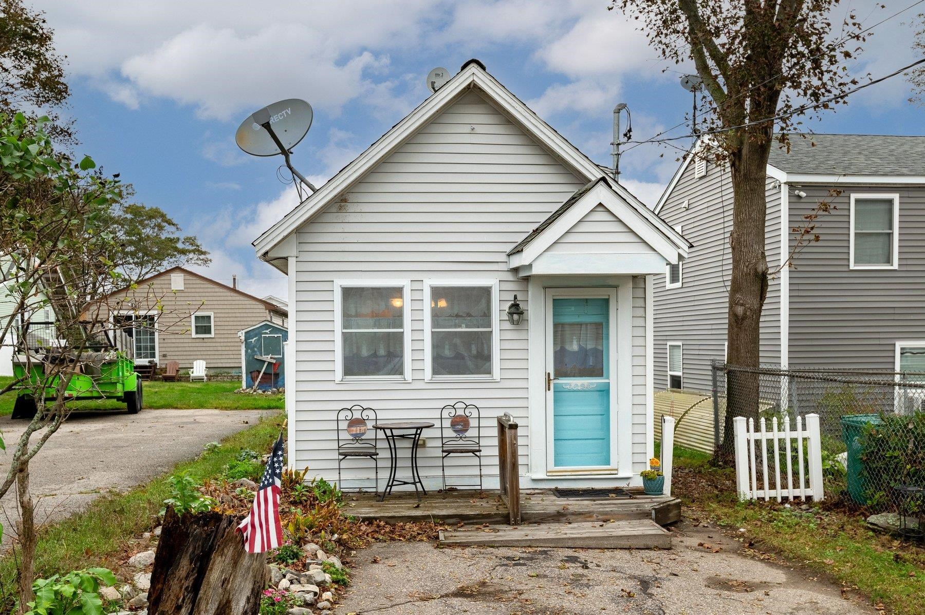 3 Emerald Avenue Property Photo 1