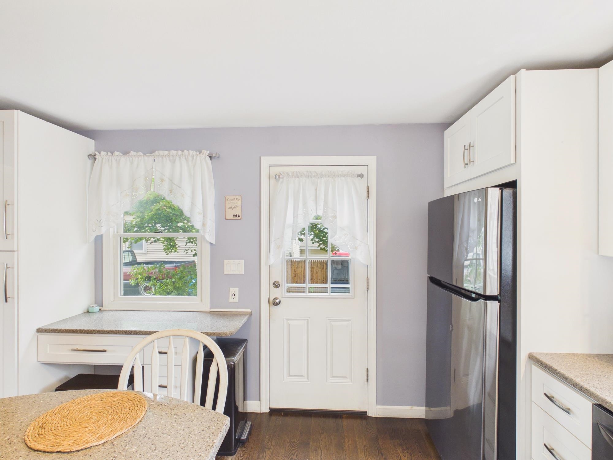 350 Lake Street Property Photo 7