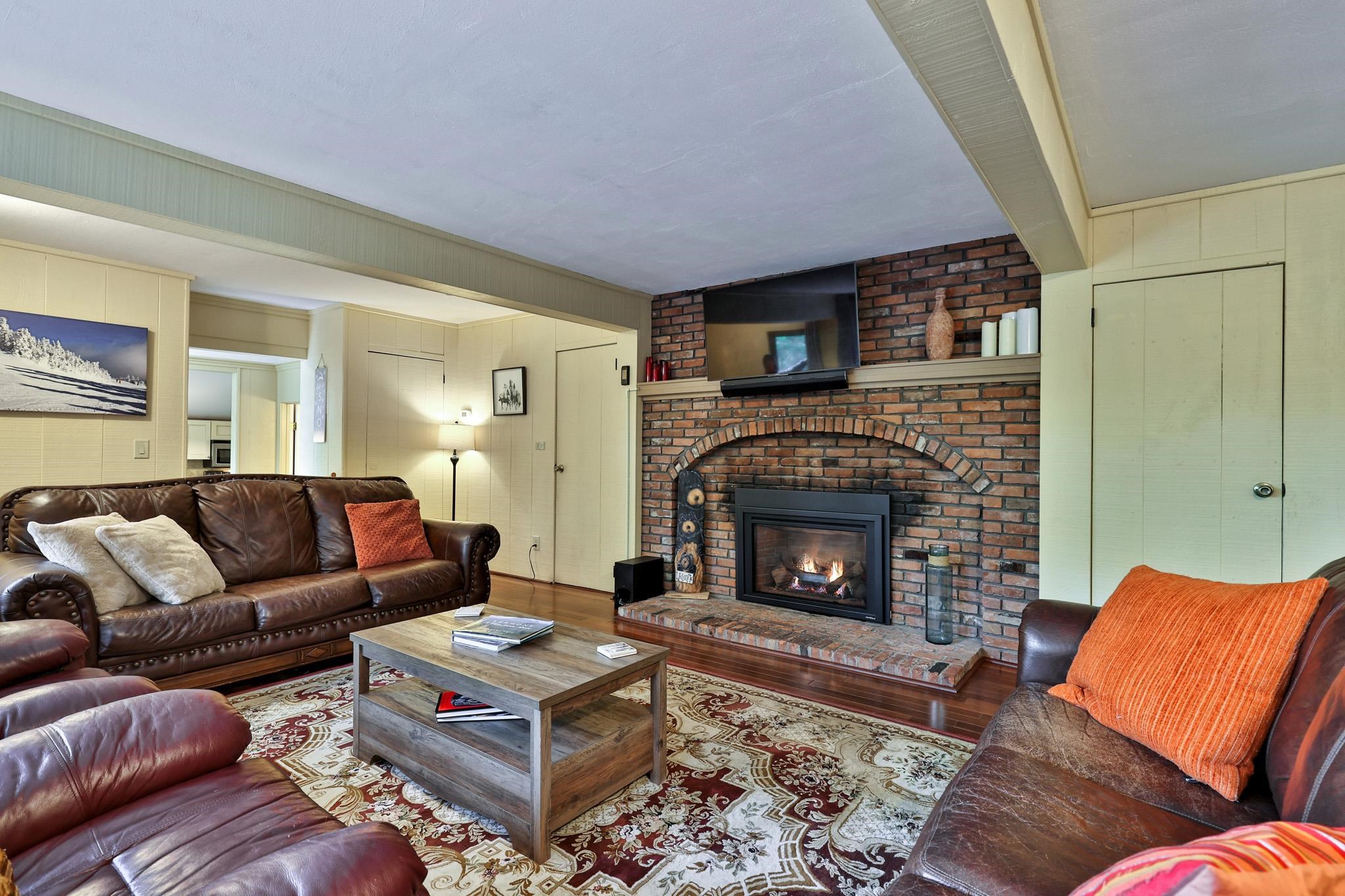 183 Southview Path Property Photo 7