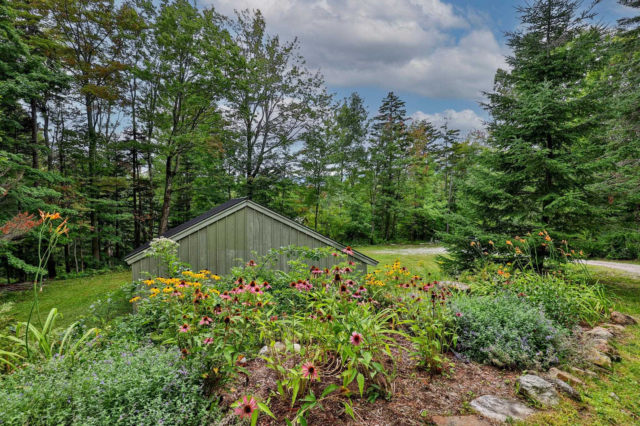 183 Southview Path Property Photo 37
