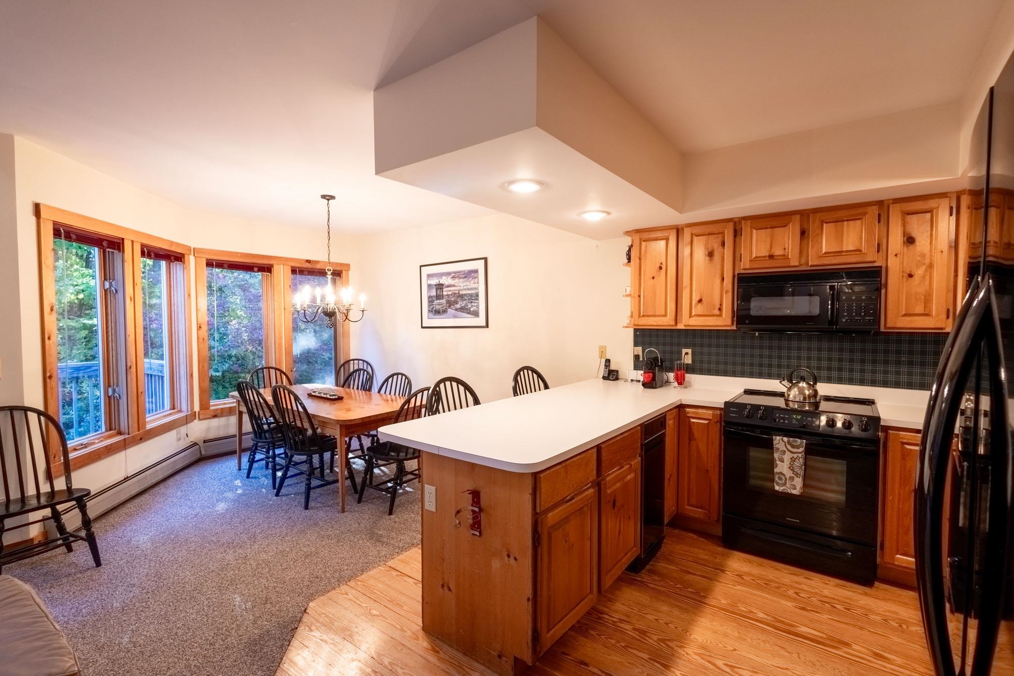 533 North Village Road Property Photo 15