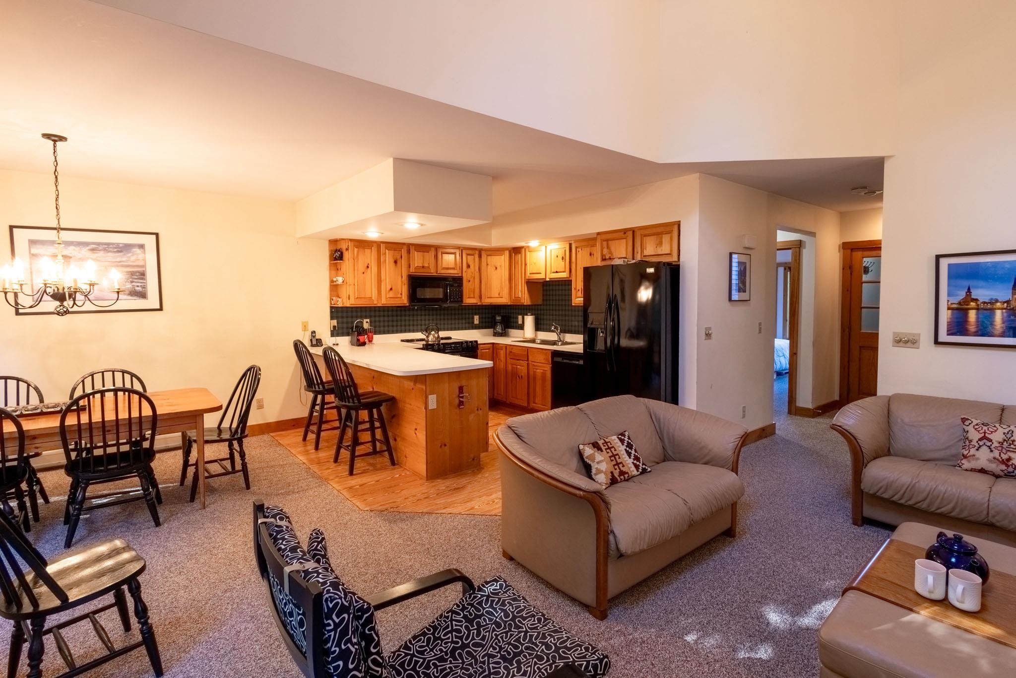 533 North Village Road Property Photo 16