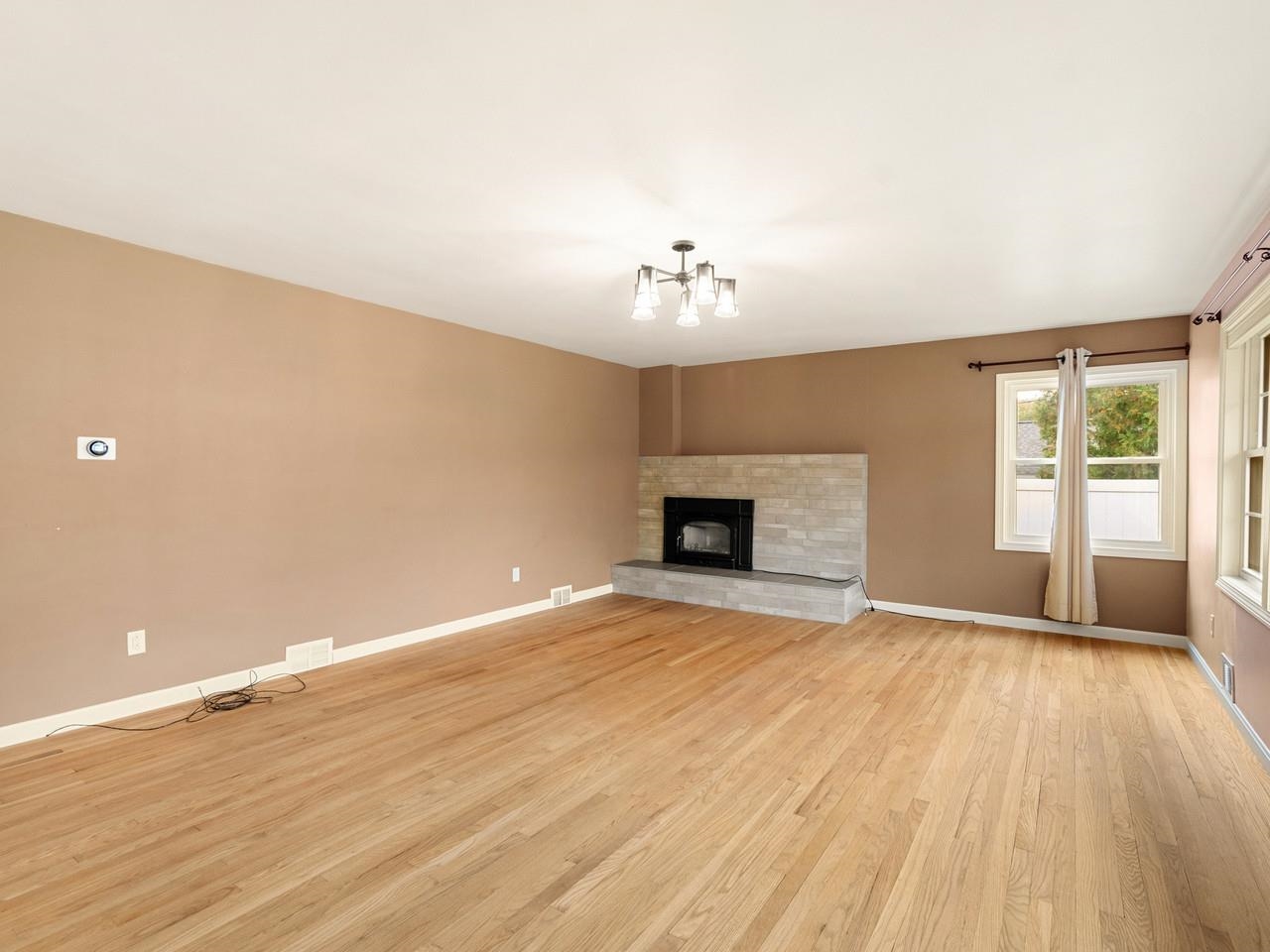 104 Wildwood Drive Property Photo 3