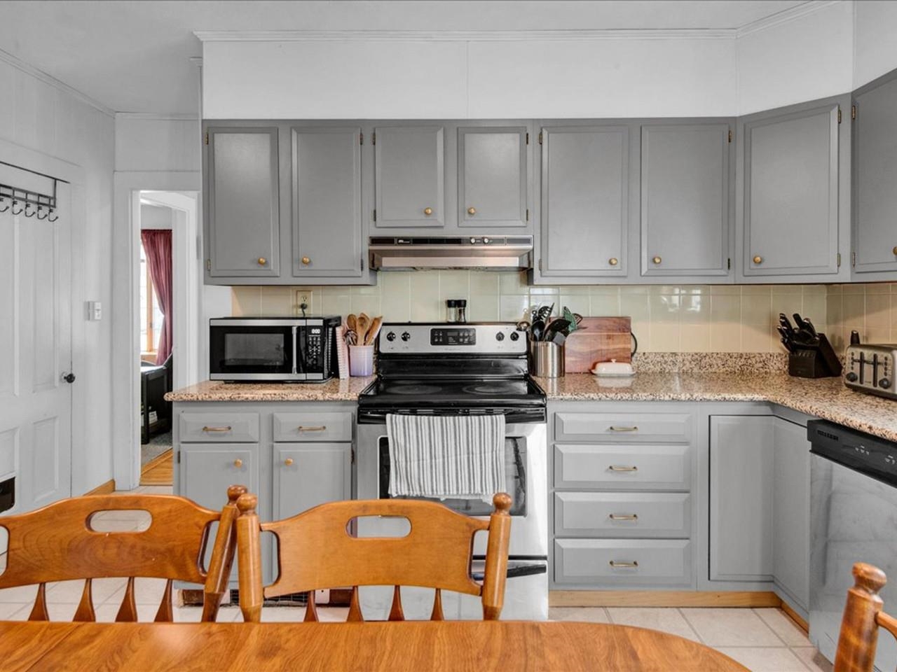 85 Canada Street Property Photo 10