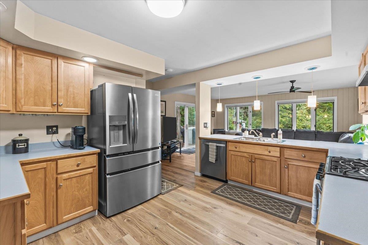 18 Victory Drive Property Photo 12