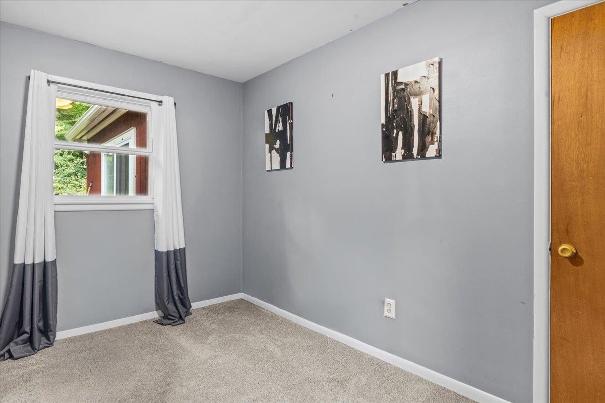 18 Victory Drive Property Photo 31