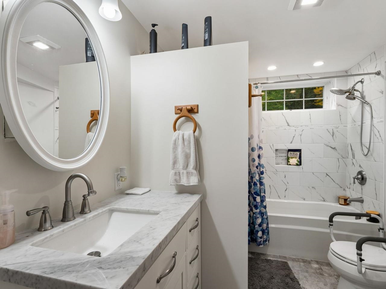 2088 Town Line Road Property Photo 25