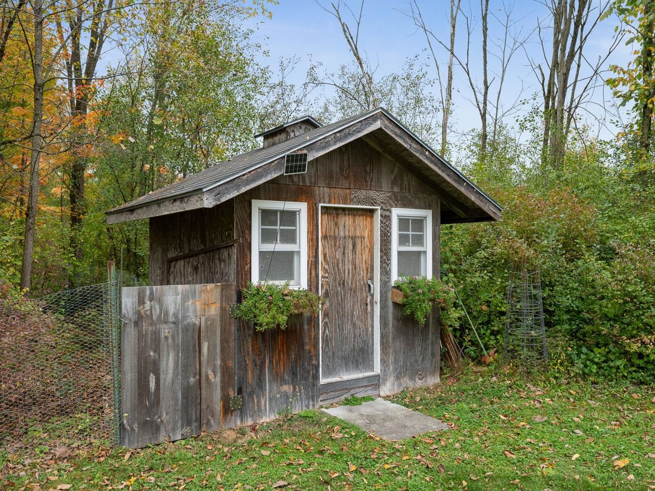 2088 Town Line Road Property Photo 42