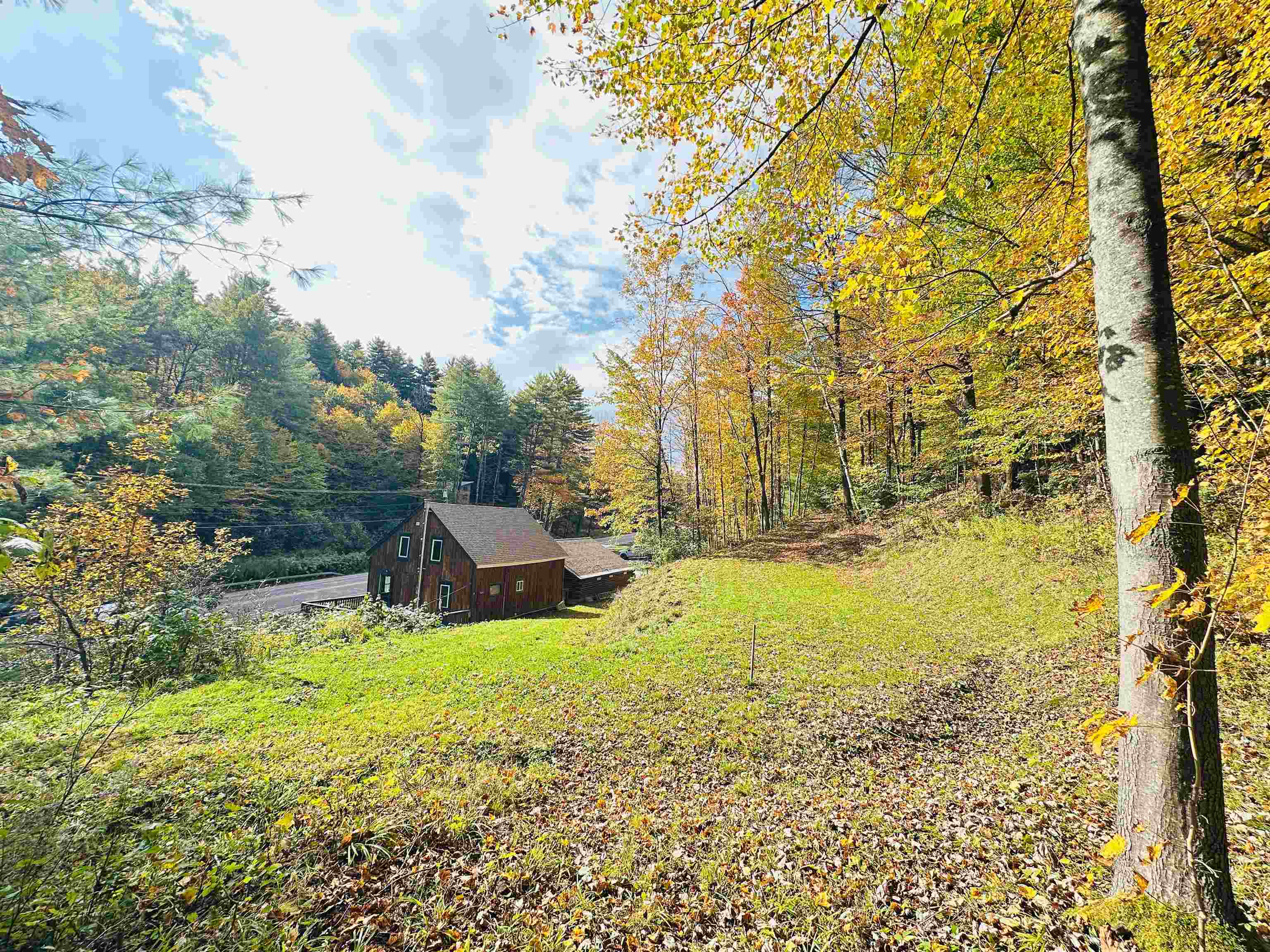 3080 Waterbury Road Property Photo 8