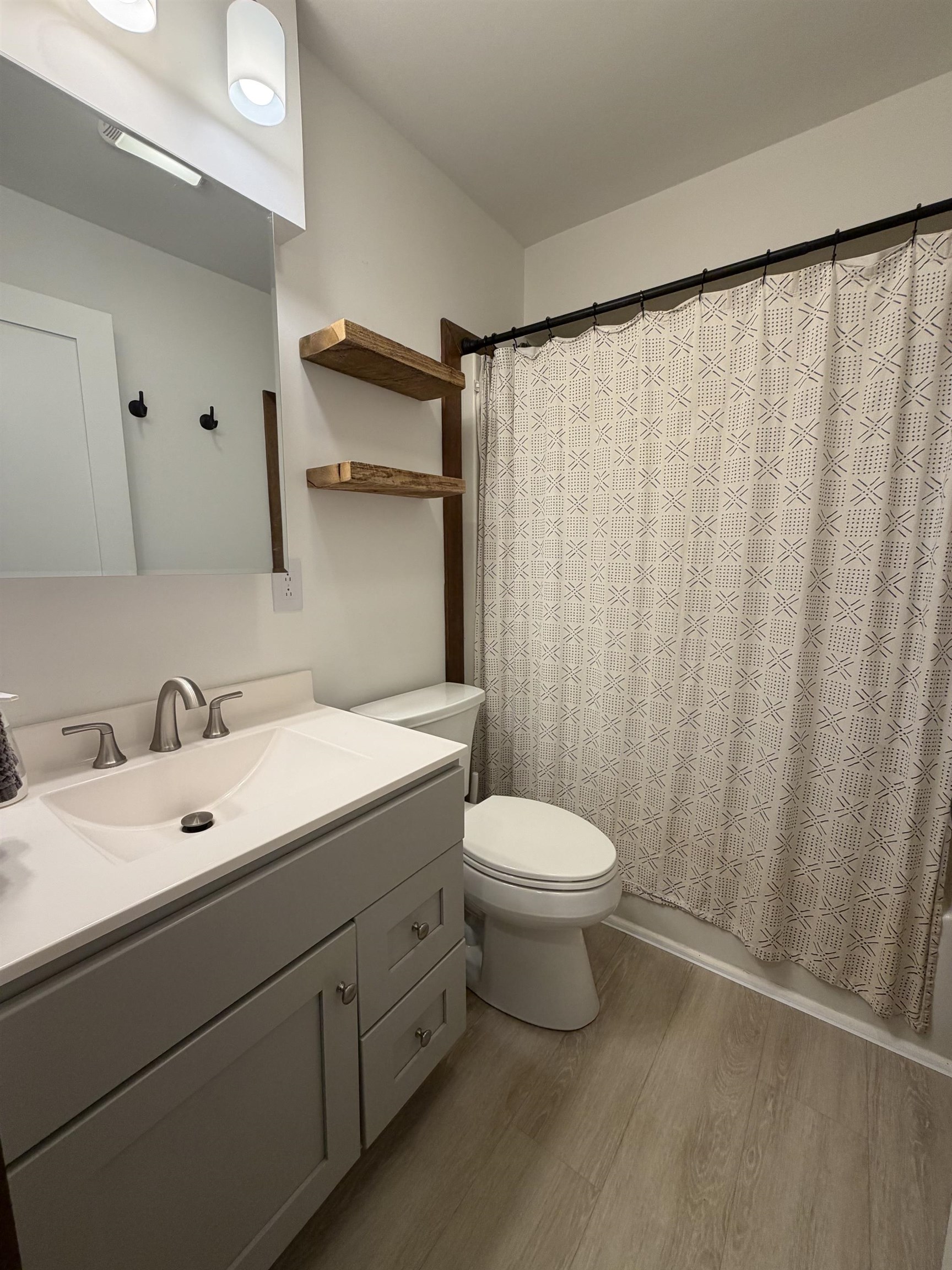 4604 Battleground Road Property Photo 26