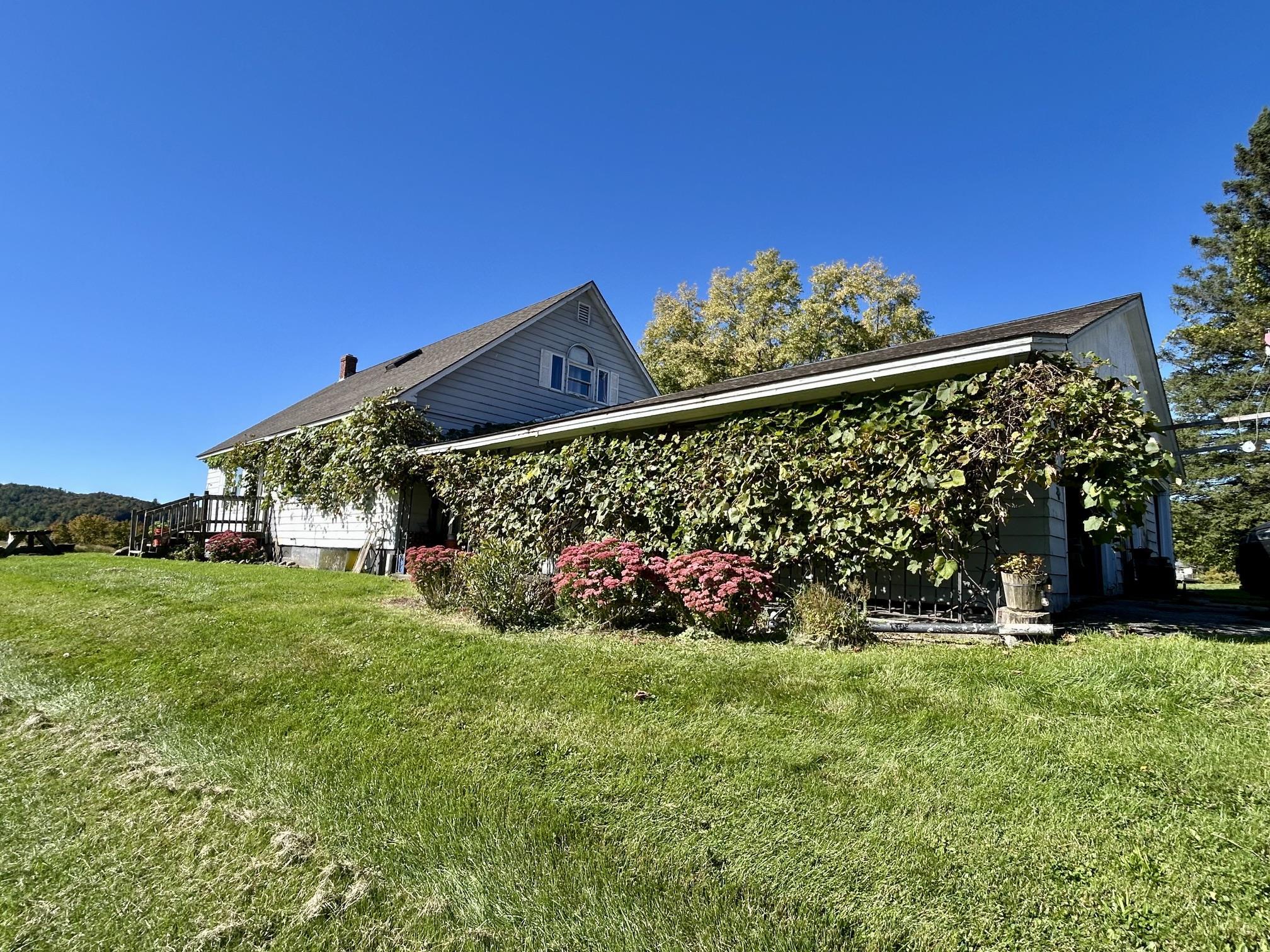 114 Cherry Lane Property Photo 3