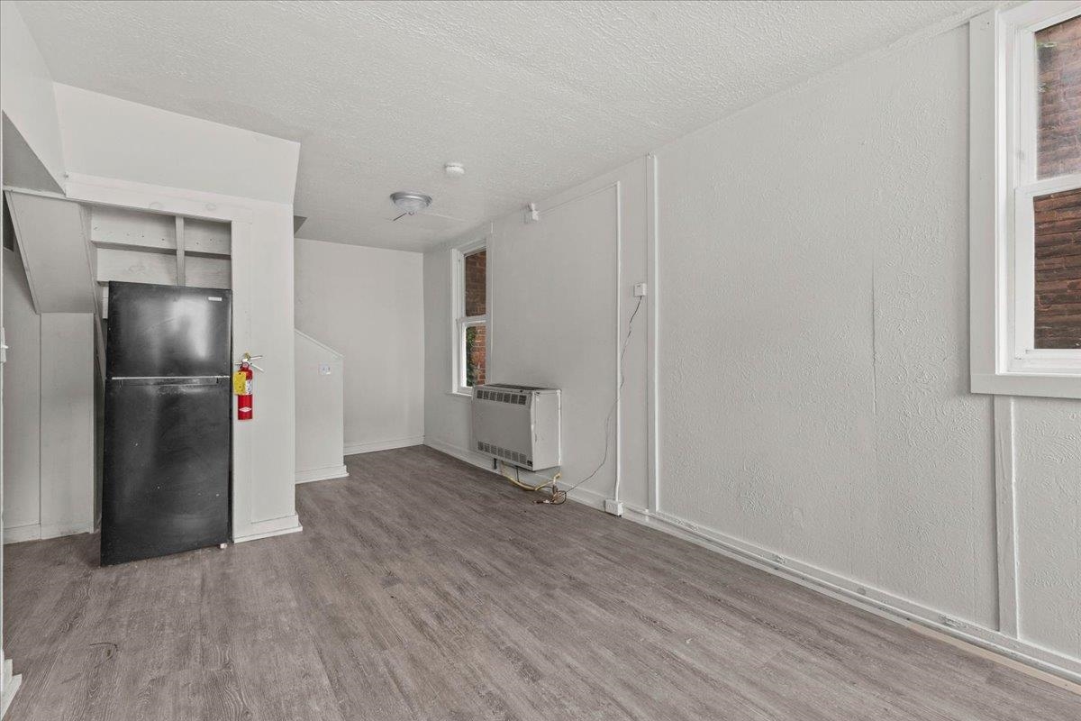 94 Mallets Bay Avenue Property Photo 11