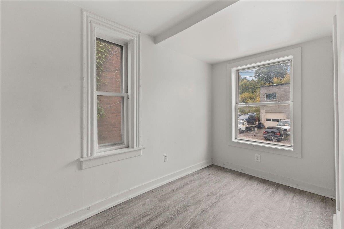 94 Mallets Bay Avenue Property Photo 25
