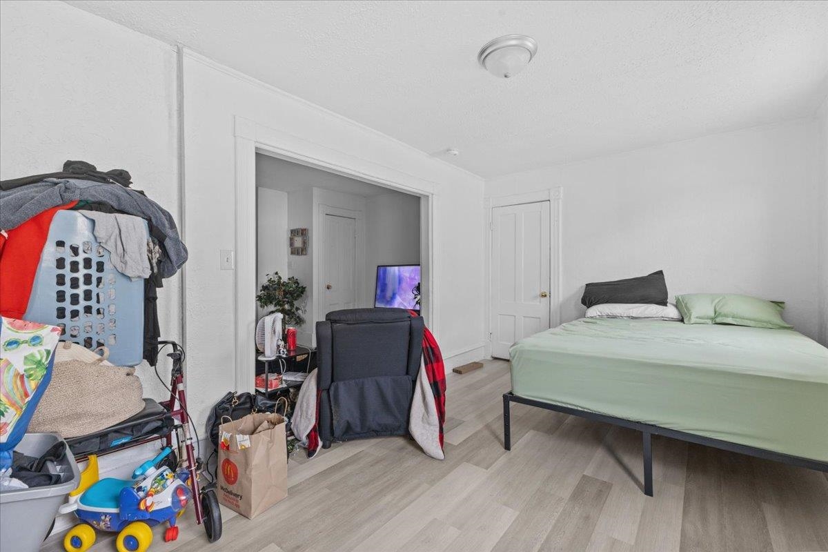 94 Mallets Bay Avenue Property Photo 35