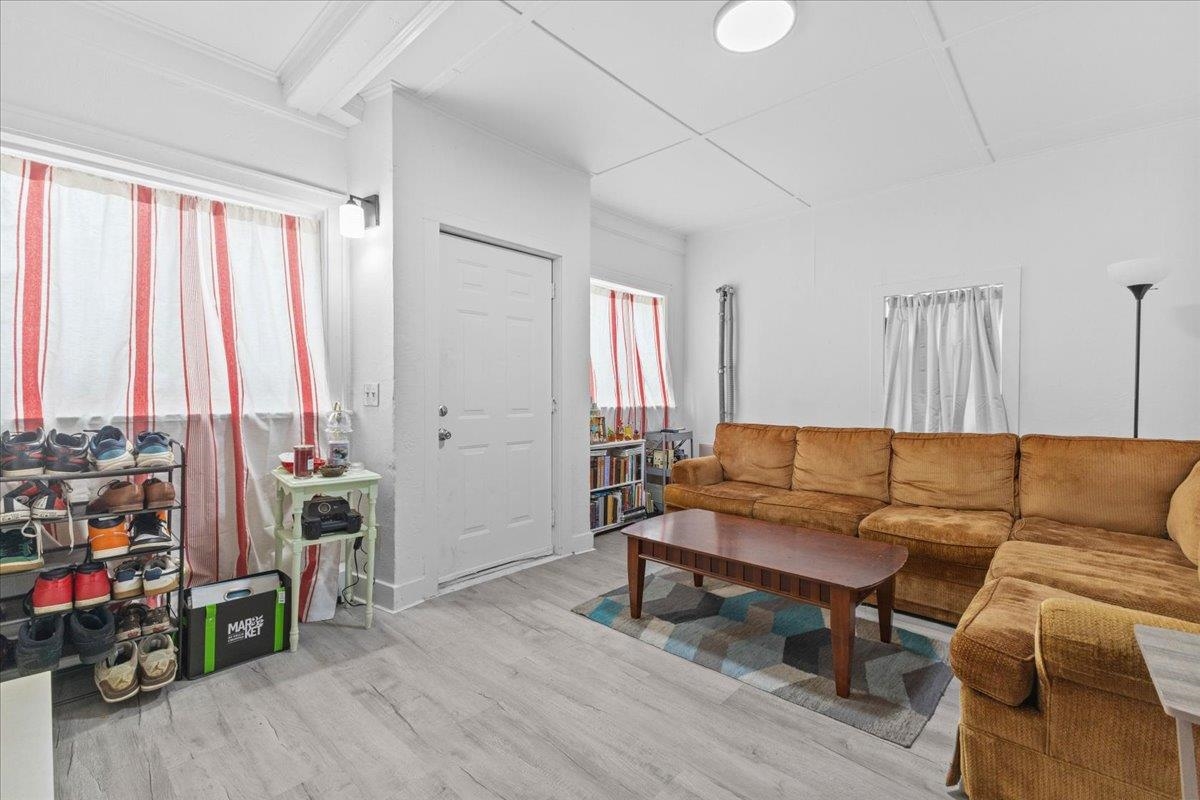 94 Mallets Bay Avenue Property Photo 45