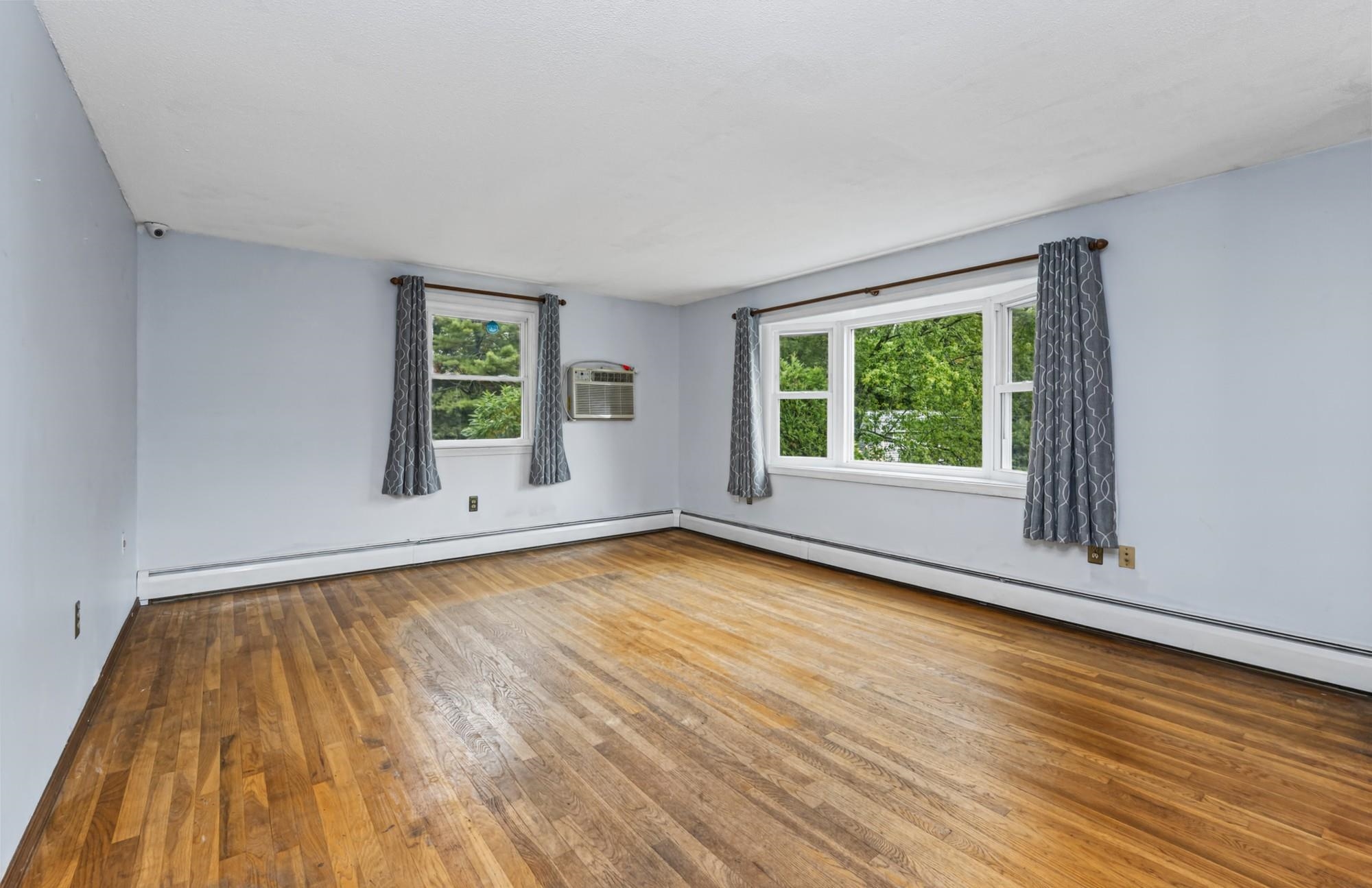 91 Conant Road Property Photo 5
