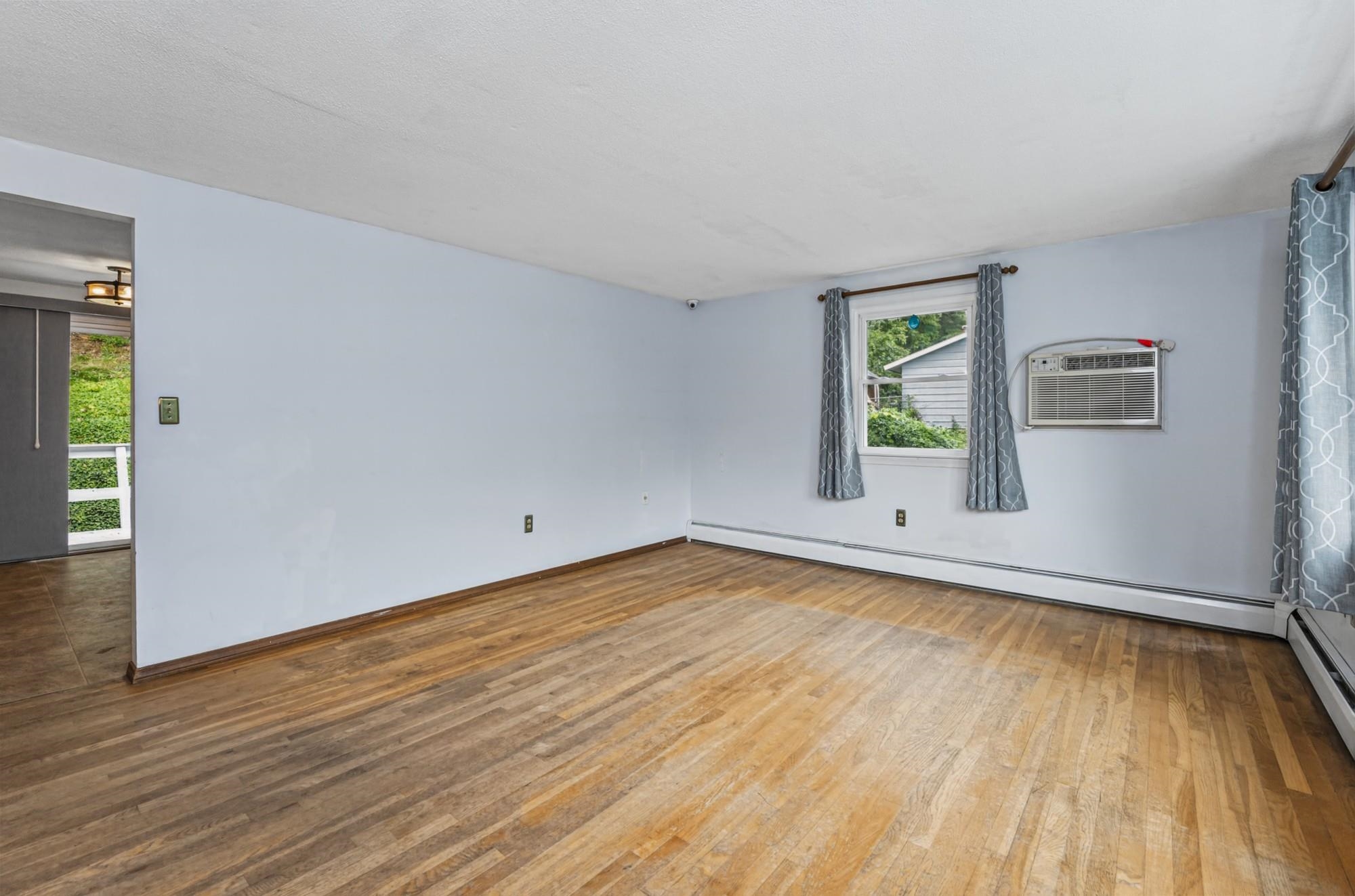 91 Conant Road Property Photo 6