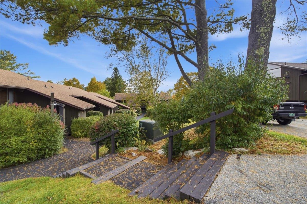 59-29 Murray Hill Heights Drive Property Photo 16