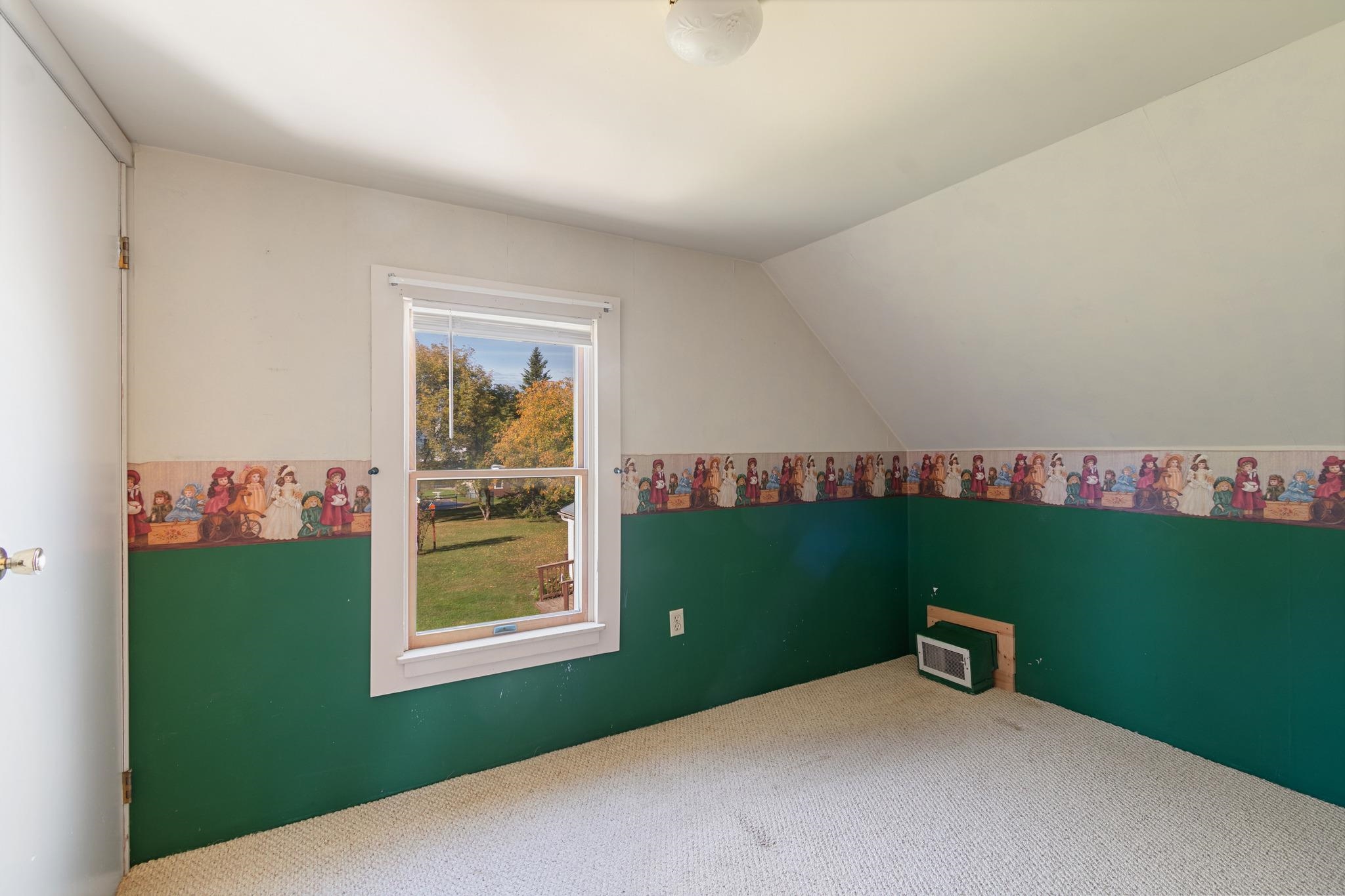 30 Pine Street Property Photo 25